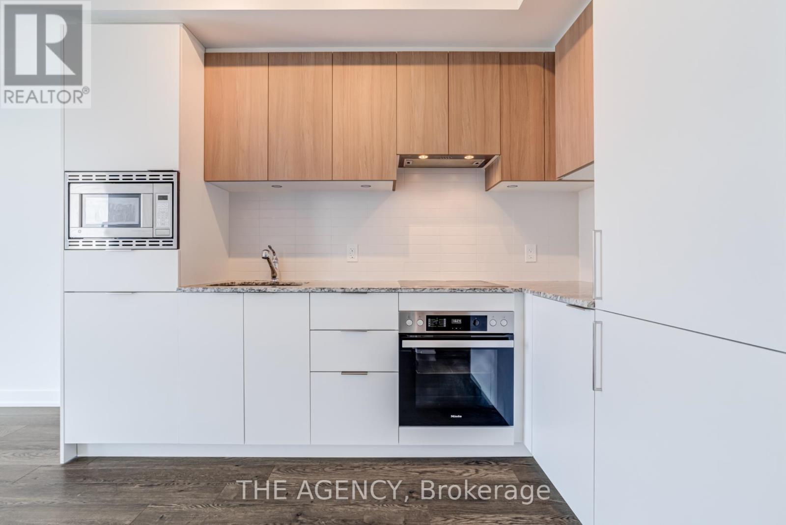 2603 - 50 O'neil Road, Toronto, Ontario  M3C 0R1 - Photo 3 - C12630700