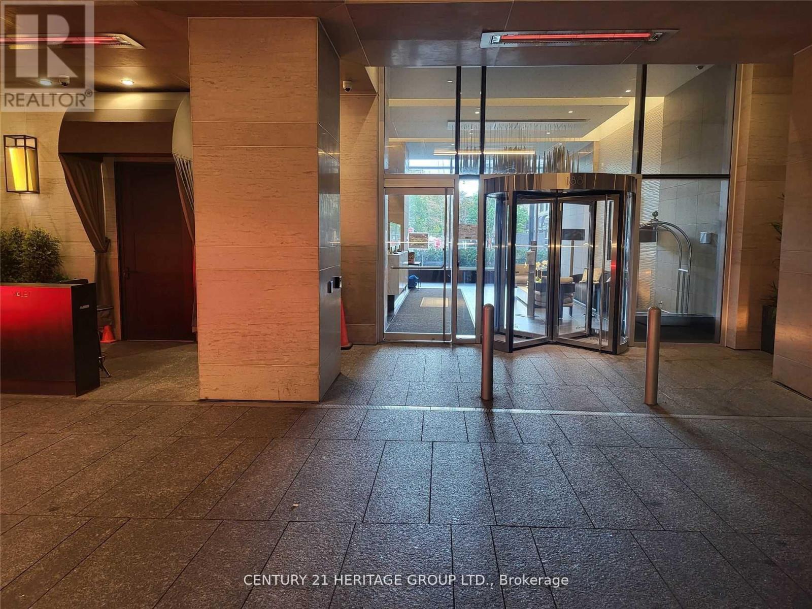 2313 - 188 Cumberland Street, Toronto, Ontario  M5R 0B6 - Photo 4 - C12630724