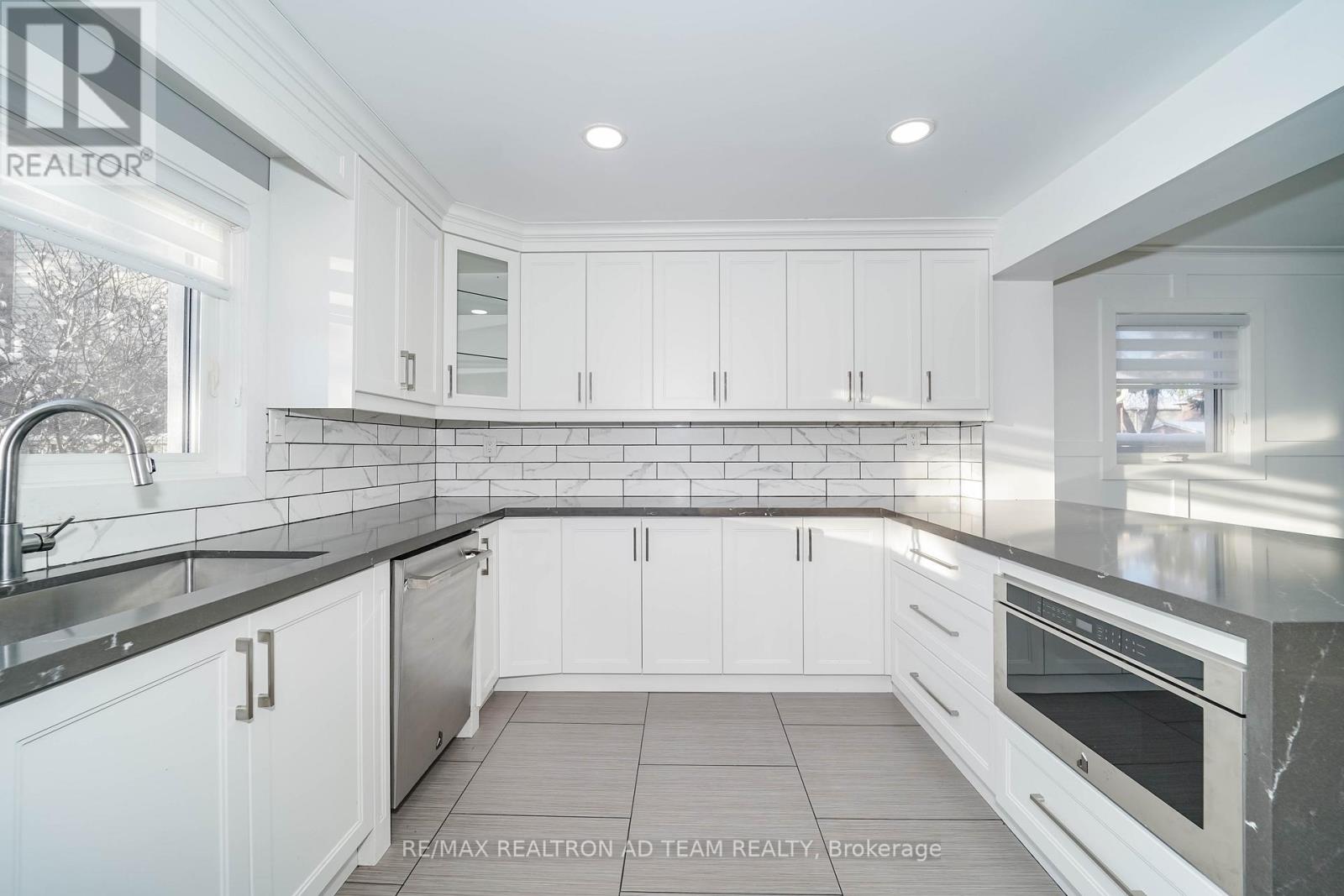 4 Gilmour Drive, Ajax, Ontario  L1S 5J9 - Photo 16 - E12630660