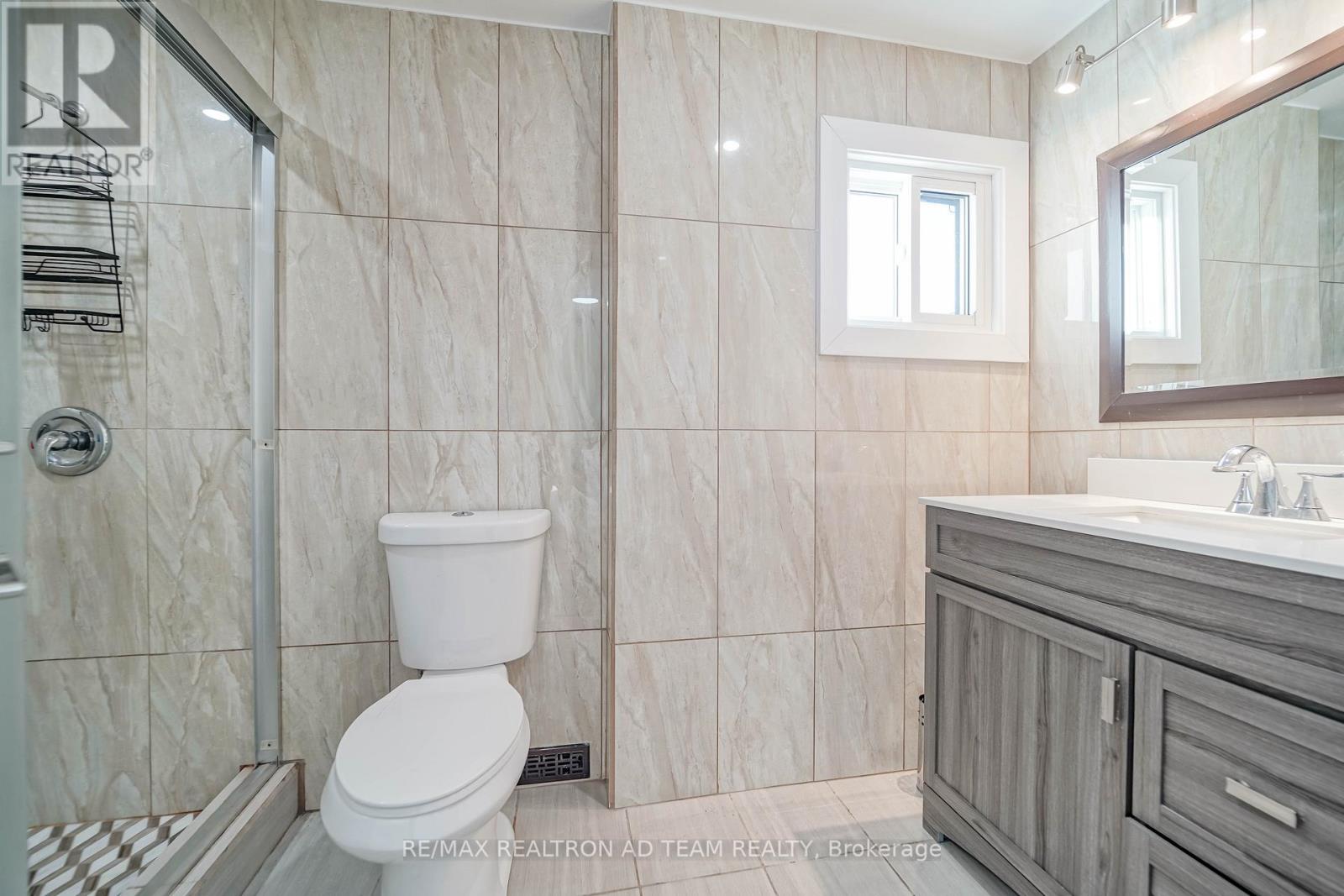 4 Gilmour Drive, Ajax, Ontario  L1S 5J9 - Photo 24 - E12630660