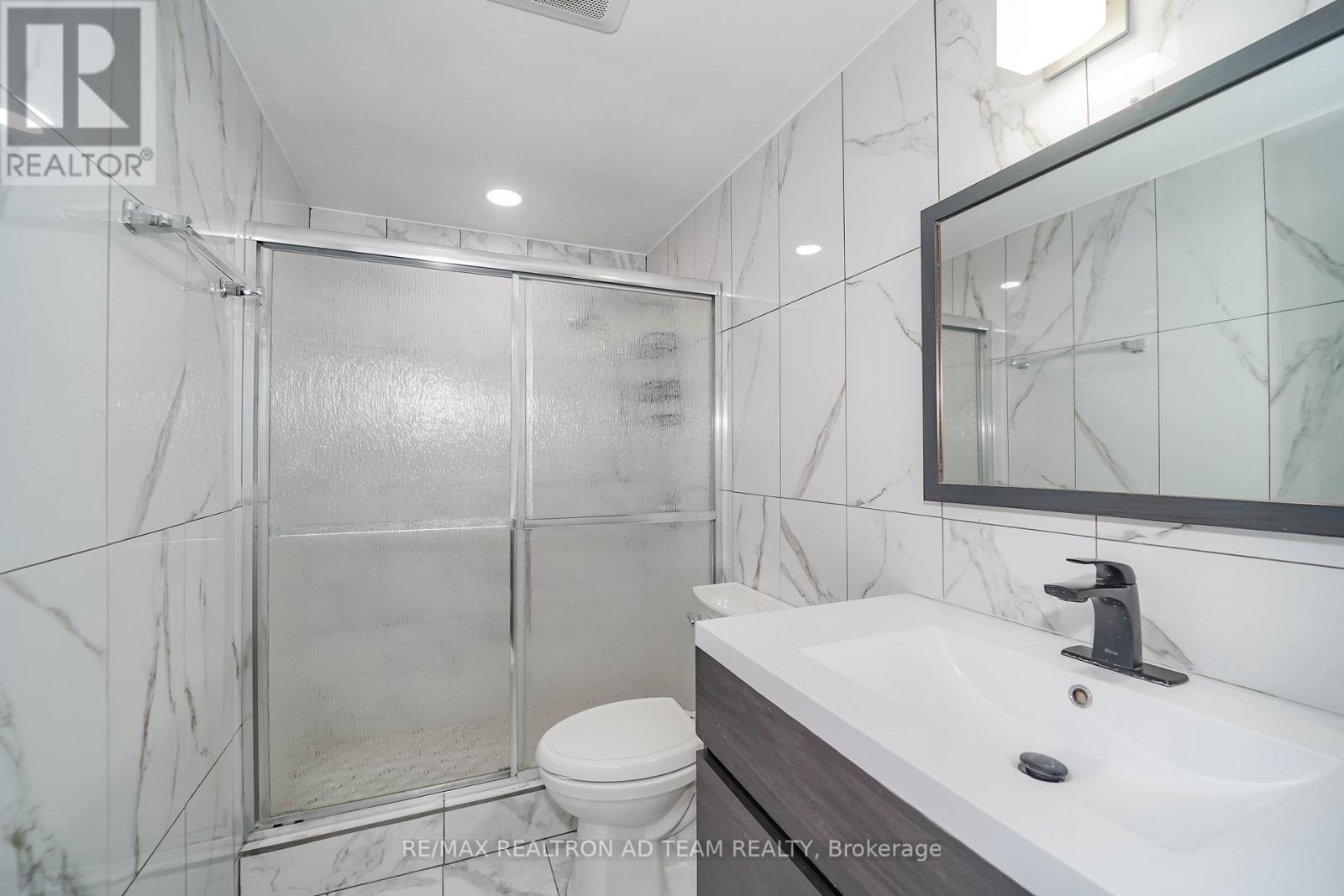 4 Gilmour Drive, Ajax, Ontario  L1S 5J9 - Photo 27 - E12630660