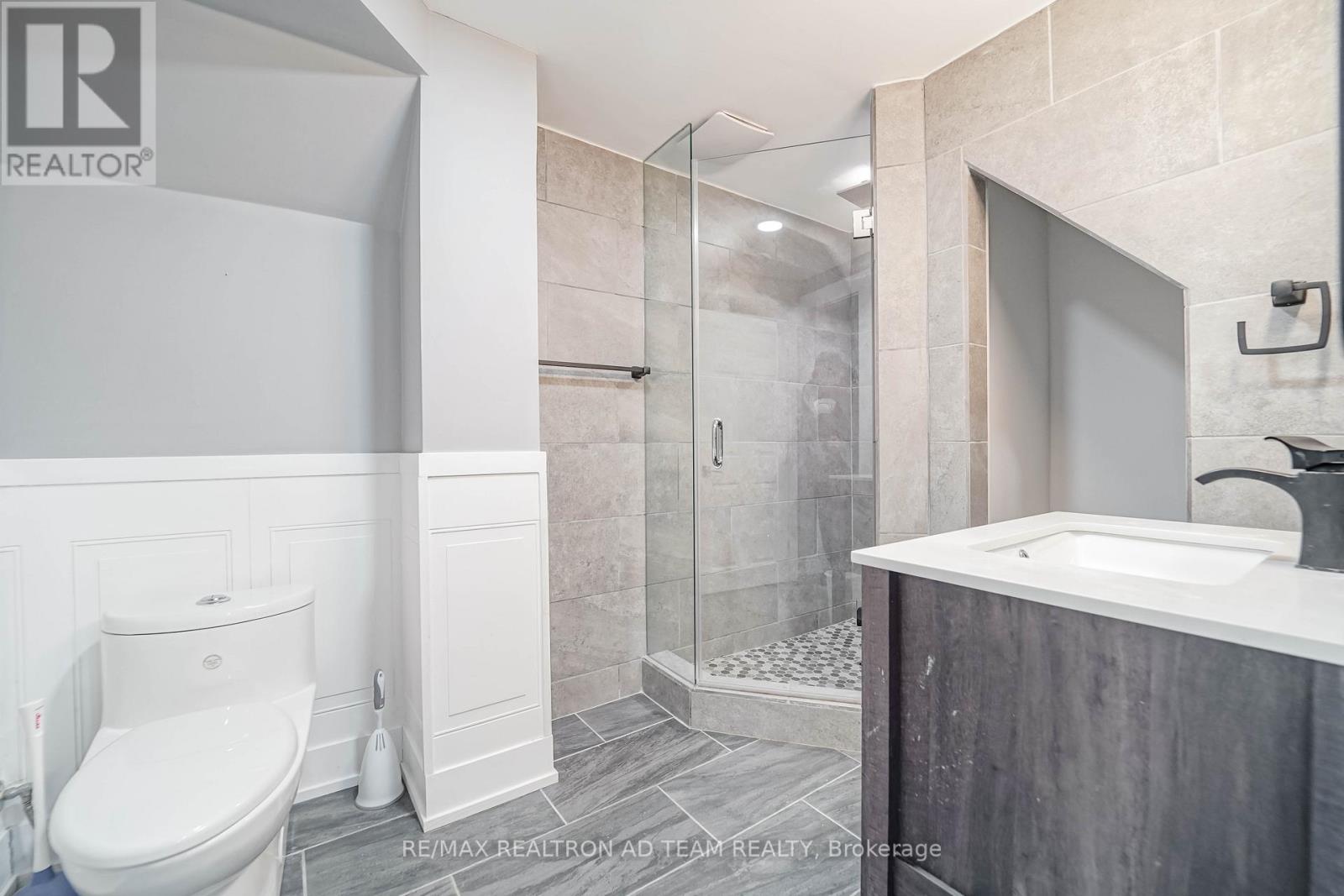 4 Gilmour Drive, Ajax, Ontario  L1S 5J9 - Photo 37 - E12630660