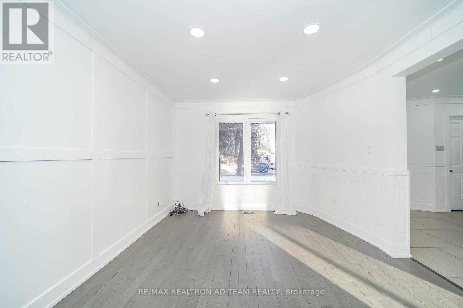 4 Gilmour Drive, Ajax, Ontario  L1S 5J9 - Photo 9 - E12630660