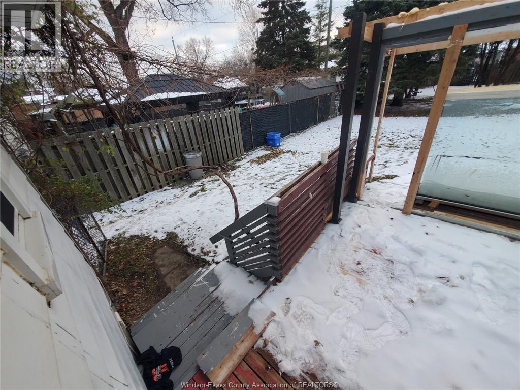 1317 Rankin, Windsor, Ontario N9B 2S5 - Photo 15 - 25031640