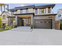 2110 COURTLAND CRESCENT, Mississauga, Ontario