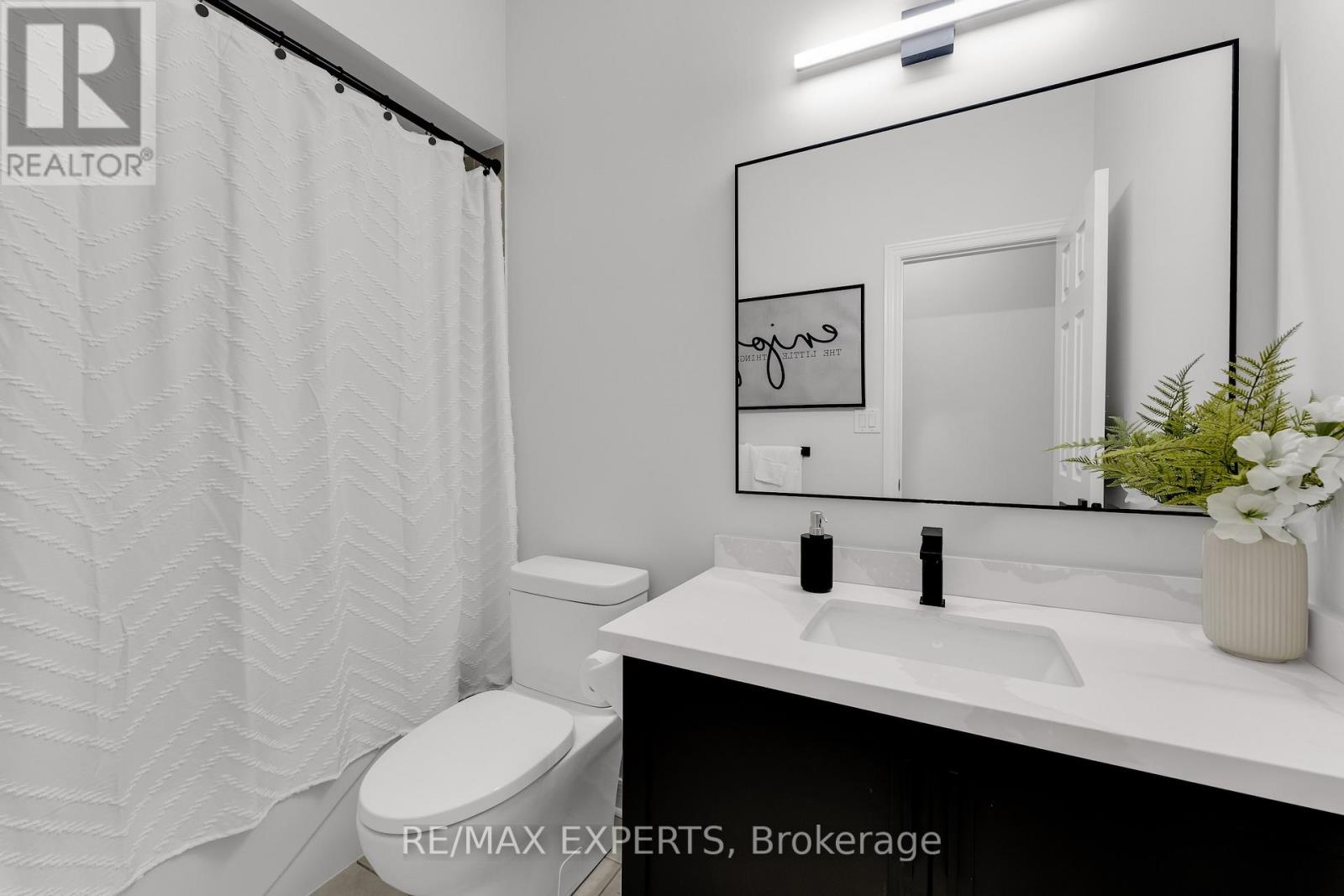 12 Vista Drive, Bradford West Gwillimbury (Bradford), Ontario  L3Z 0B6 - Photo 22 - N12630632