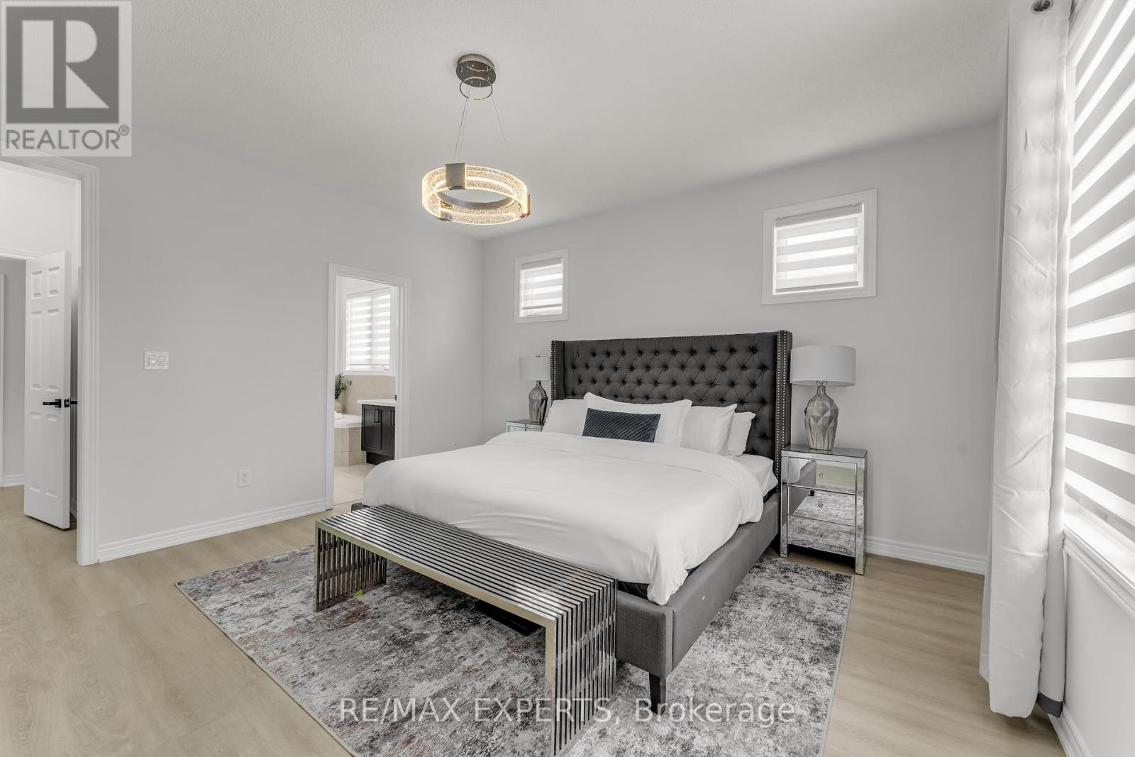 12 Vista Drive, Bradford West Gwillimbury (Bradford), Ontario  L3Z 0B6 - Photo 23 - N12630632