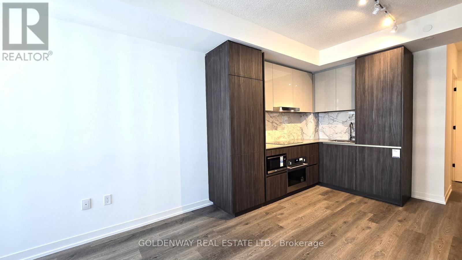 4515 - 8 Interchange Way, Vaughan (Vaughan Corporate Centre), Ontario  L4K 5Z7 - Photo 16 - N12630658