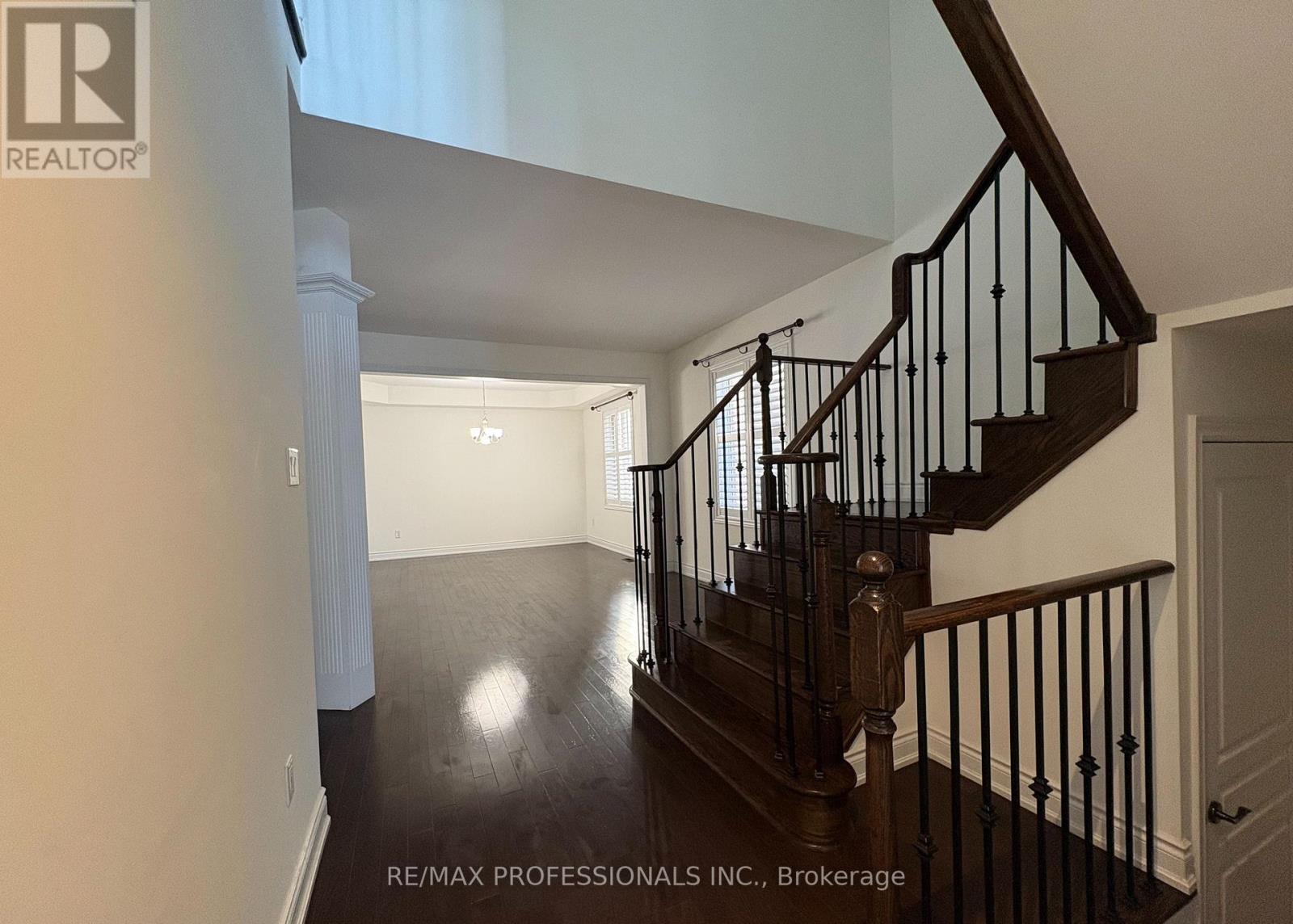 73 Barletta Drive, Vaughan, Ontario  L6A 4H5 - Photo 17 - N12630672