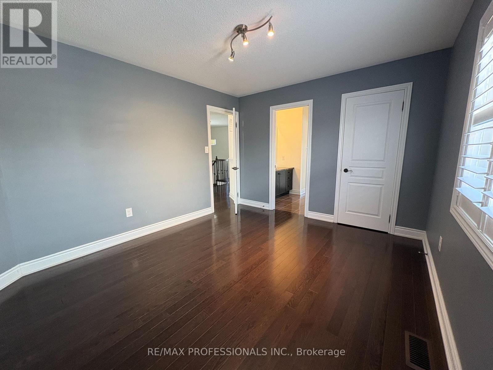 73 Barletta Drive, Vaughan, Ontario  L6A 4H5 - Photo 26 - N12630672