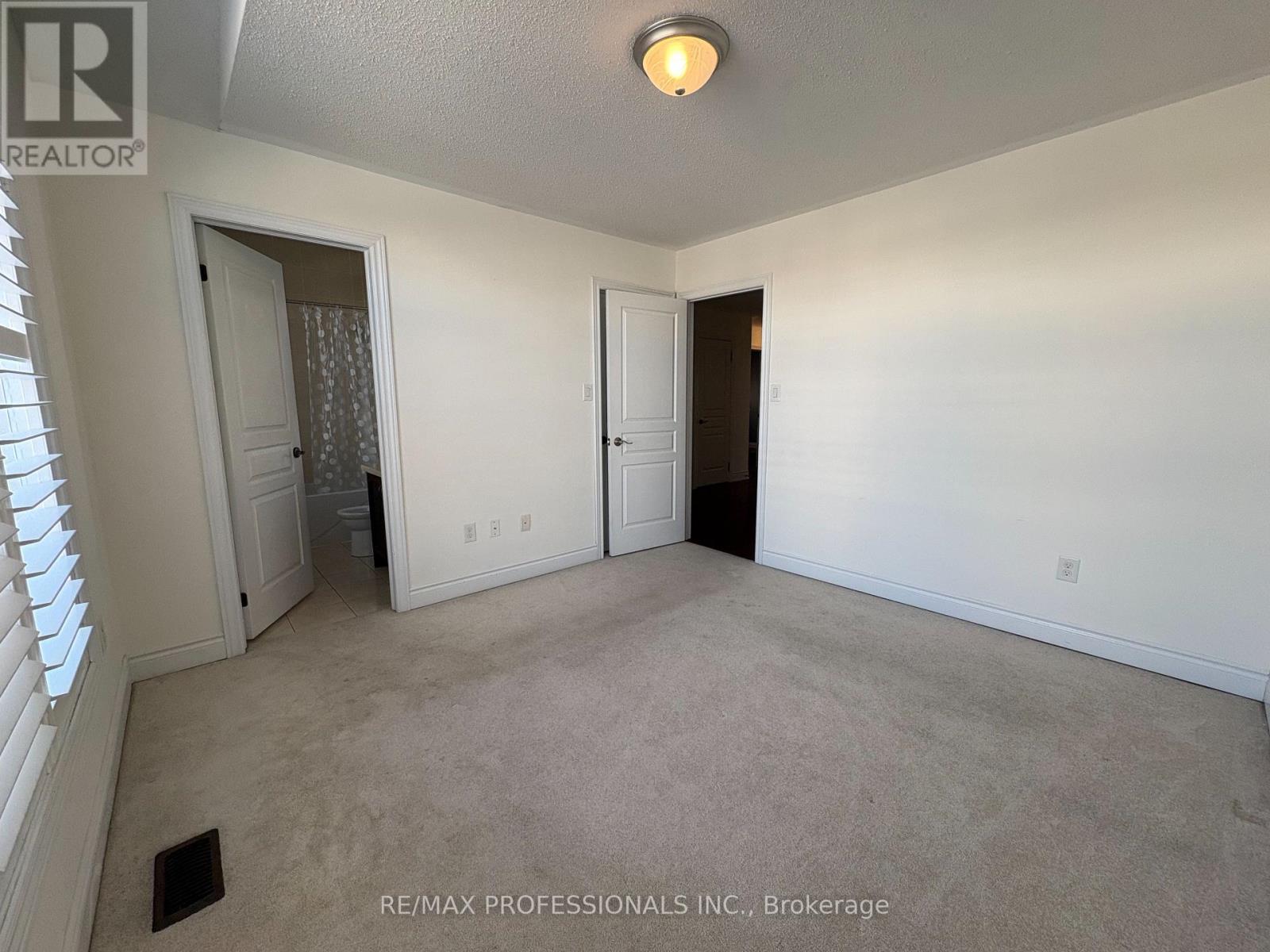 73 Barletta Drive, Vaughan, Ontario  L6A 4H5 - Photo 30 - N12630672