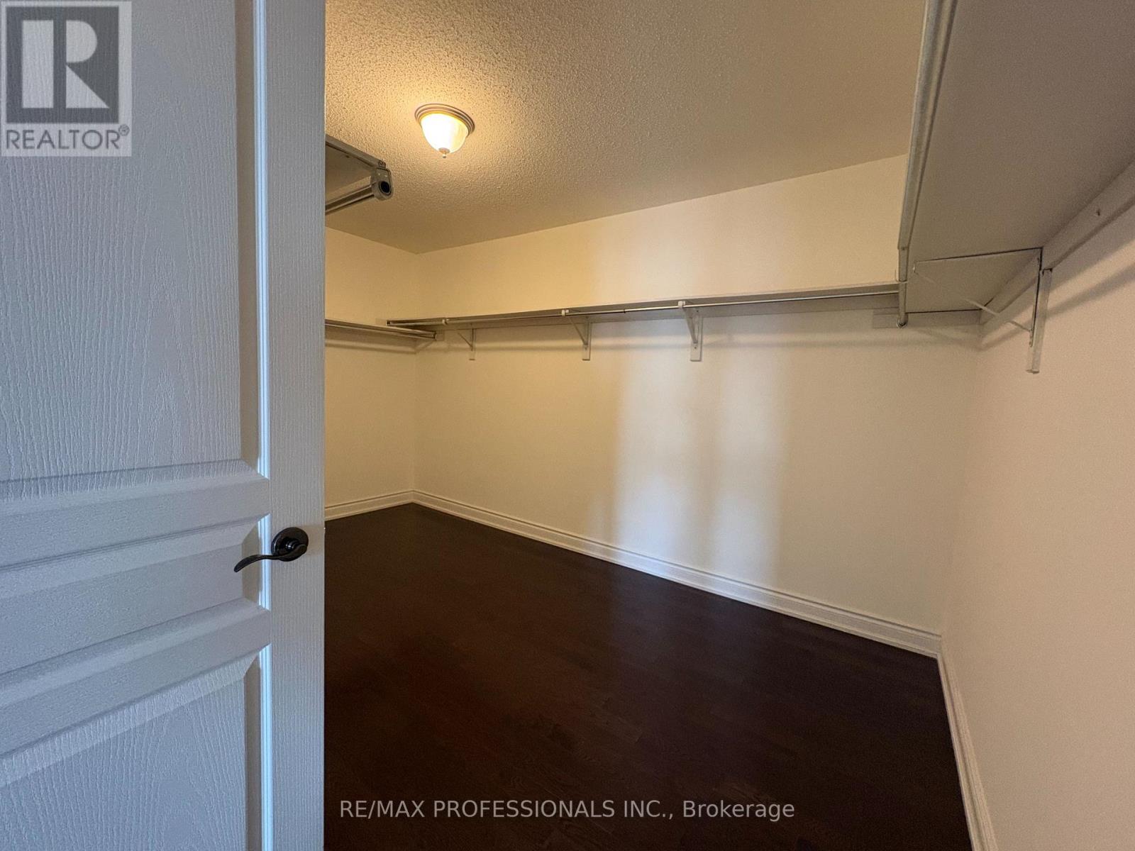 73 Barletta Drive, Vaughan, Ontario  L6A 4H5 - Photo 35 - N12630672