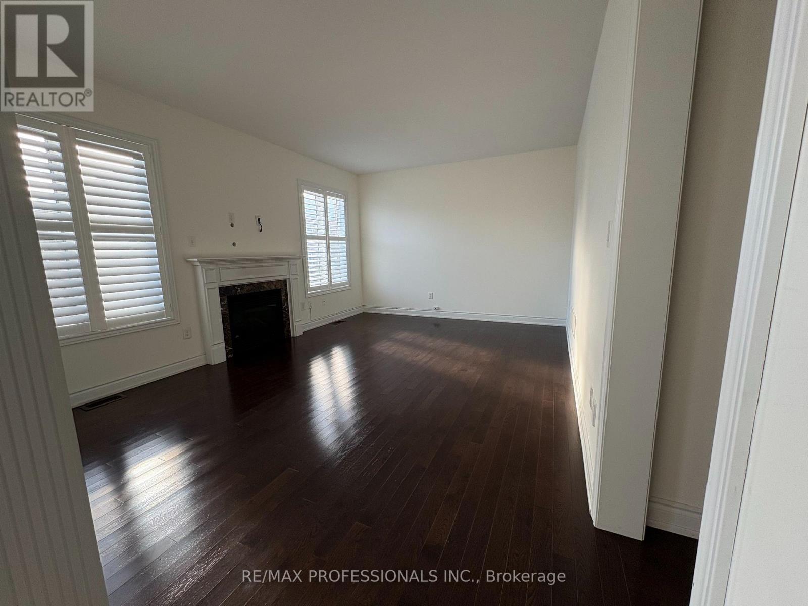 73 Barletta Drive, Vaughan, Ontario  L6A 4H5 - Photo 9 - N12630672