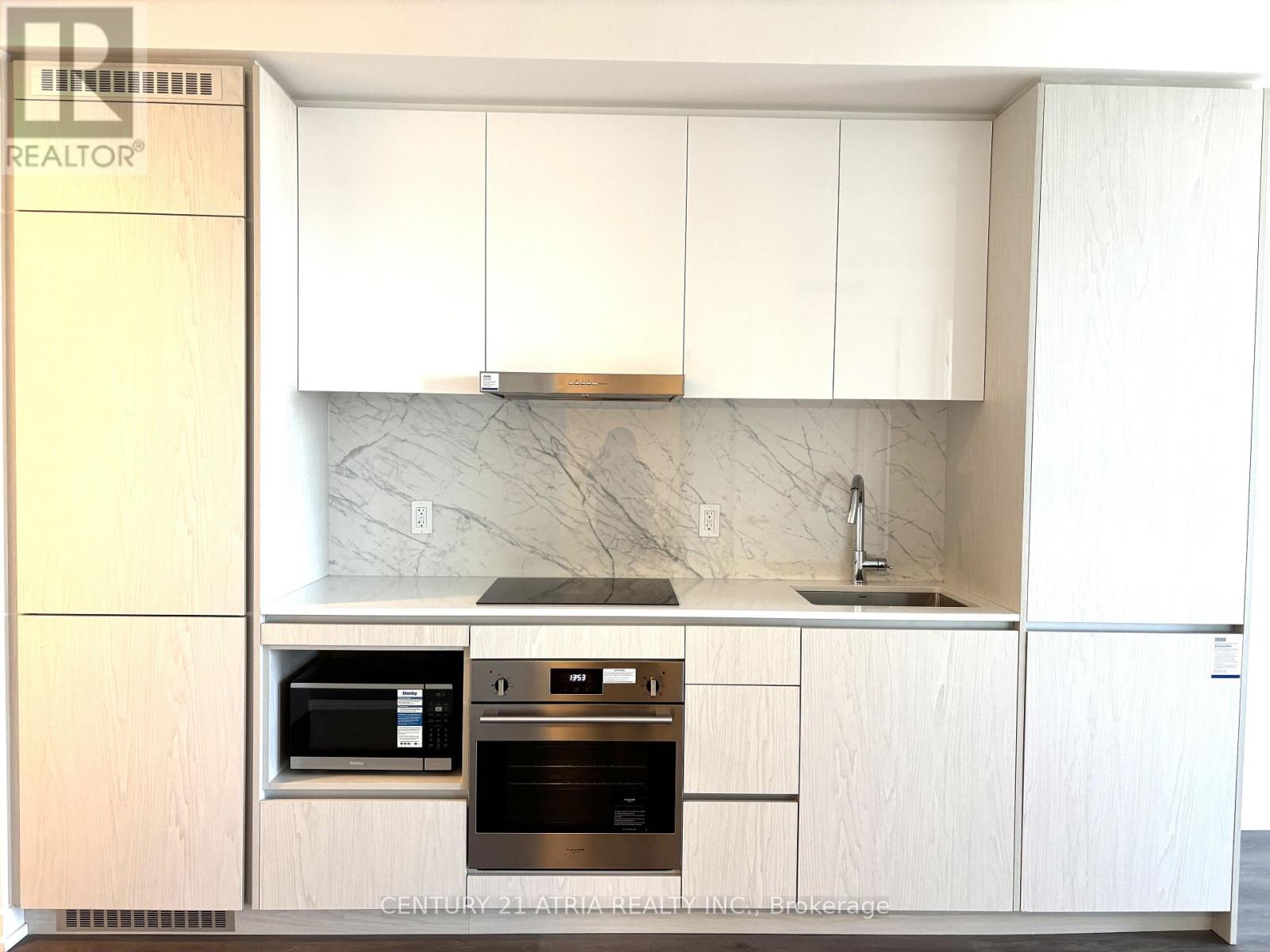 4209 - 28 Interchange Way, Vaughan, Ontario  L4K 0P8 - Photo 7 - N12630678