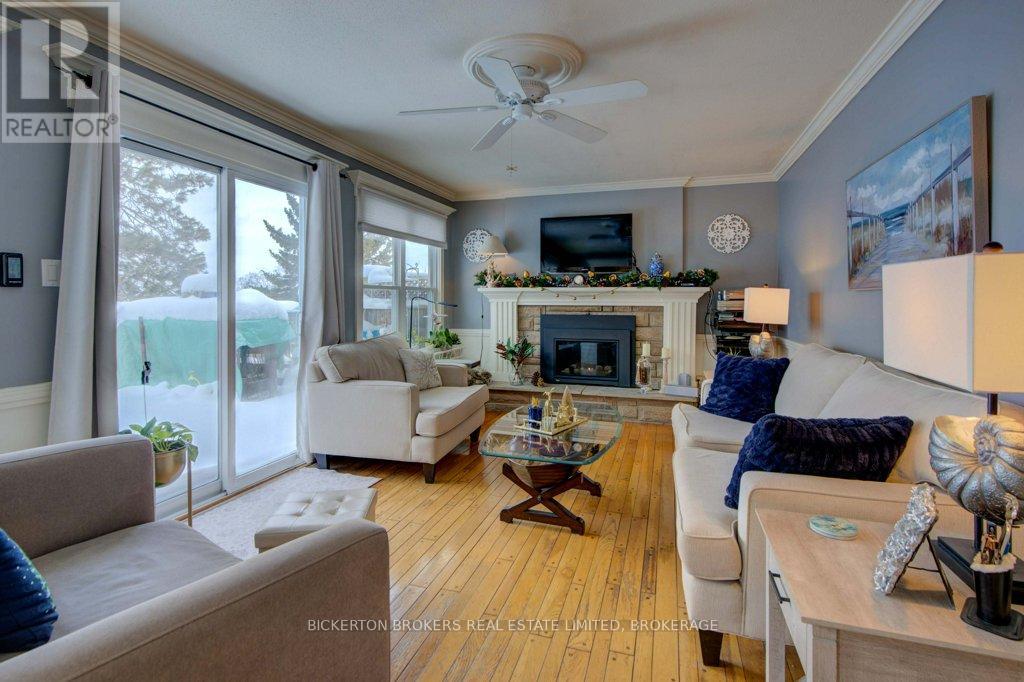 4 Lakeview Drive, Westport, Ontario  K0G 1X0 - Photo 13 - X12630770