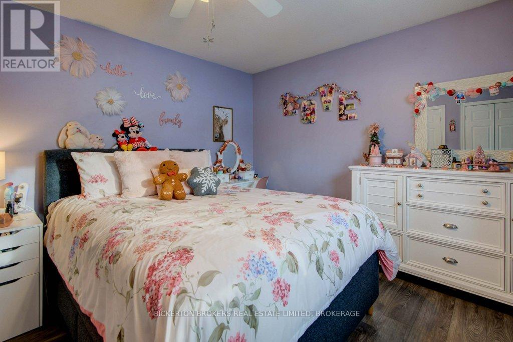 4 Lakeview Drive, Westport, Ontario  K0G 1X0 - Photo 16 - X12630770