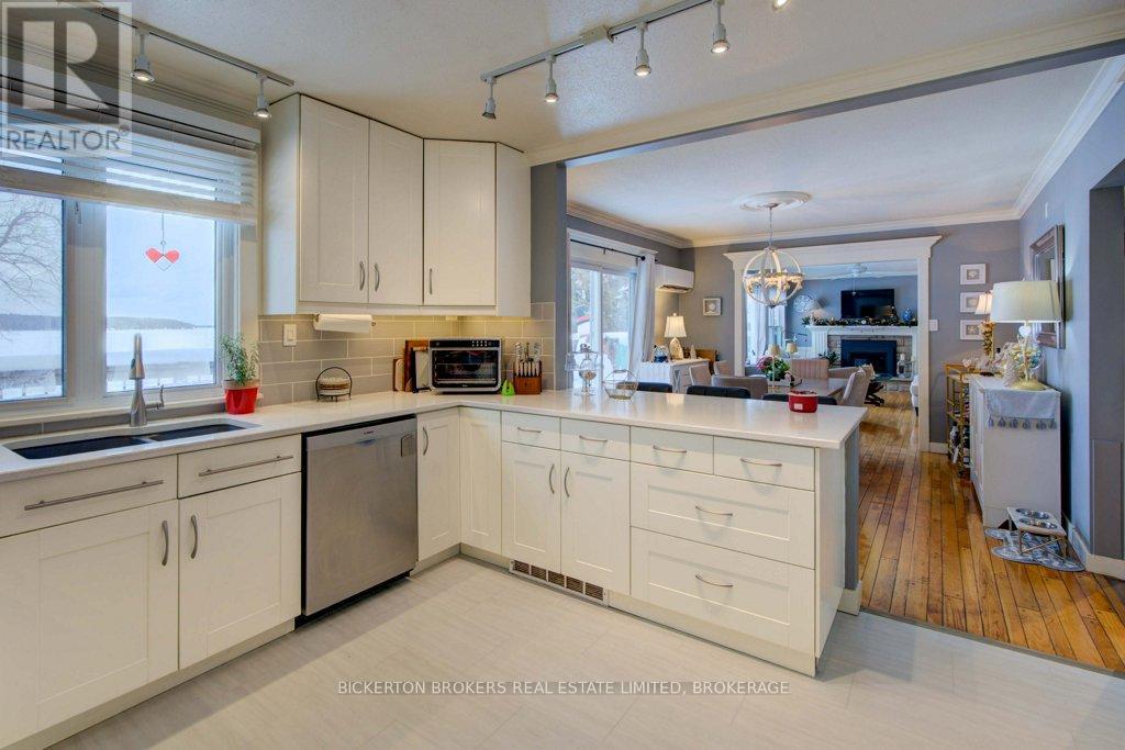 4 Lakeview Drive, Westport, Ontario  K0G 1X0 - Photo 25 - X12630770