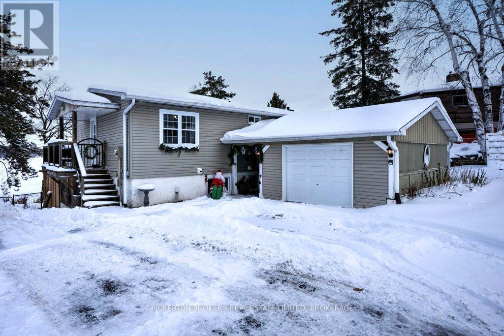 4 Lakeview Drive, Westport, Ontario  K0G 1X0 - Photo 4 - X12630770