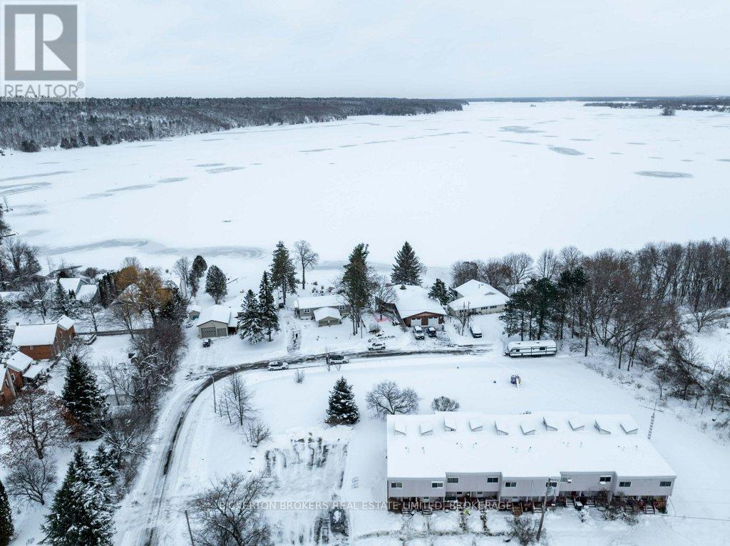 4 Lakeview Drive, Westport, Ontario  K0G 1X0 - Photo 8 - X12630770