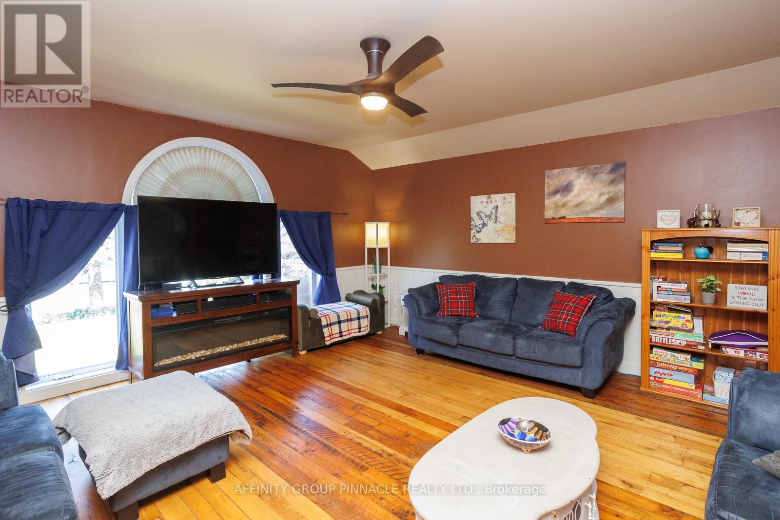 3462 Monck Road, Kawartha Lakes (Laxton/digby/longford), Ontario  K0M 2L0 - Photo 19 - X12630814