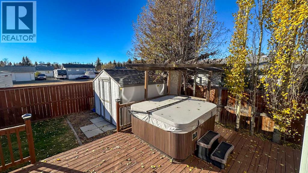 211 11 Avenue Ne, Sundre, Alberta  T0M 1X0 - Photo 32 - A2267286