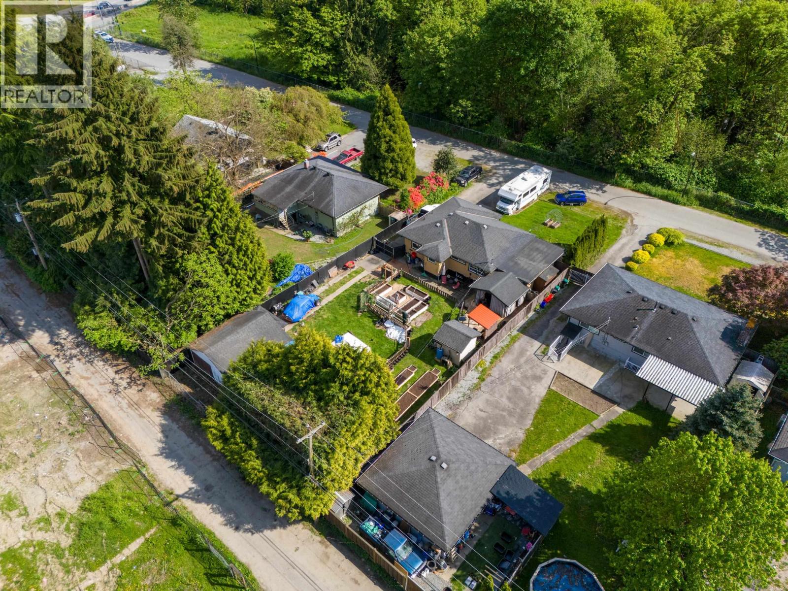 22147 Cliff Avenue, Maple Ridge, British Columbia  V2X 2L4 - Photo 6 - R3000630