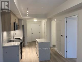 Lph 13 - 500 Plains Road E, Burlington, Ontario  L7T 2E1 - Photo 3 - W12630634