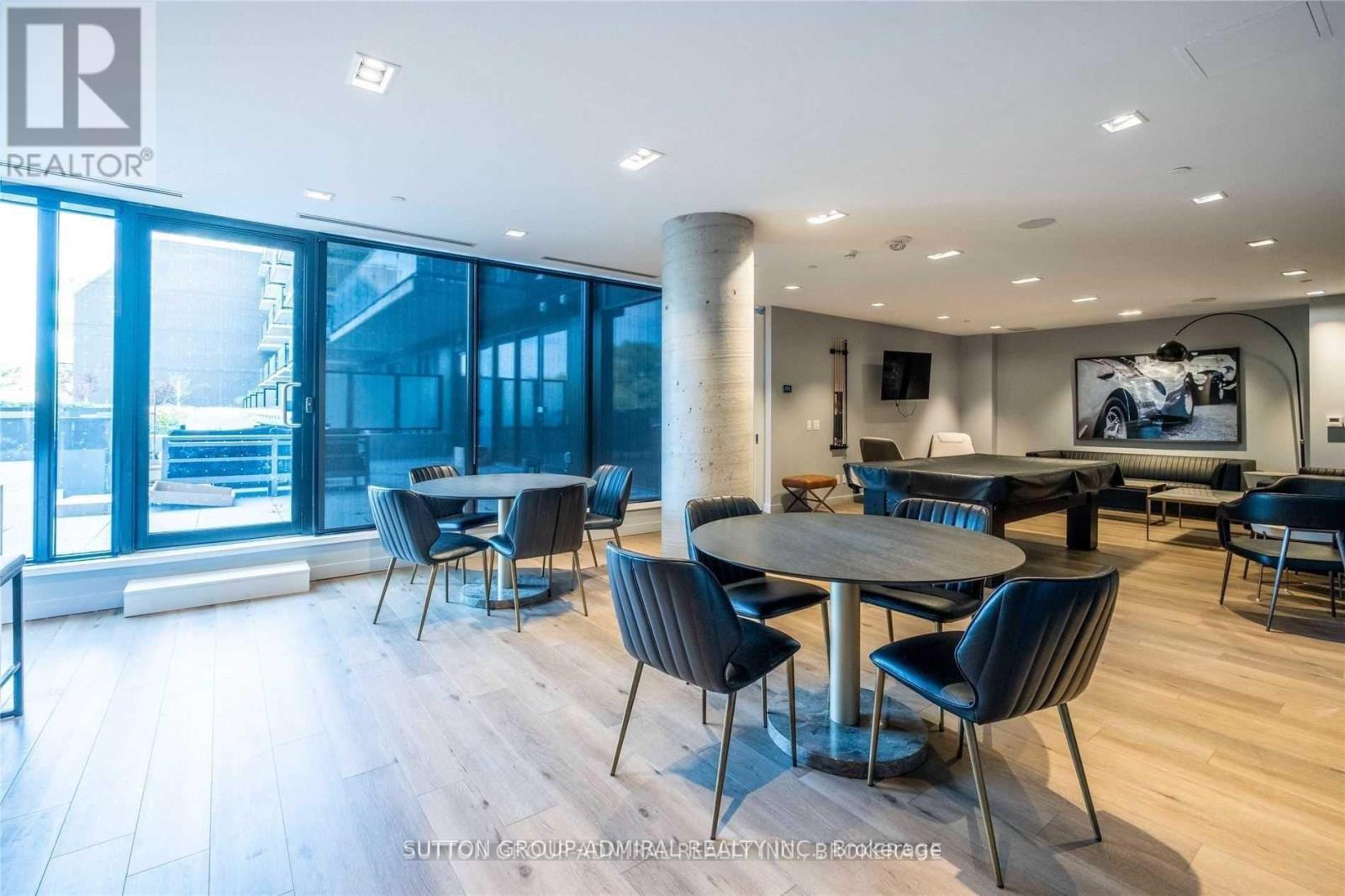 404 - 7 Smith Crescent, Toronto, Ontario  M8Z 0G3 - Photo 10 - W12630638