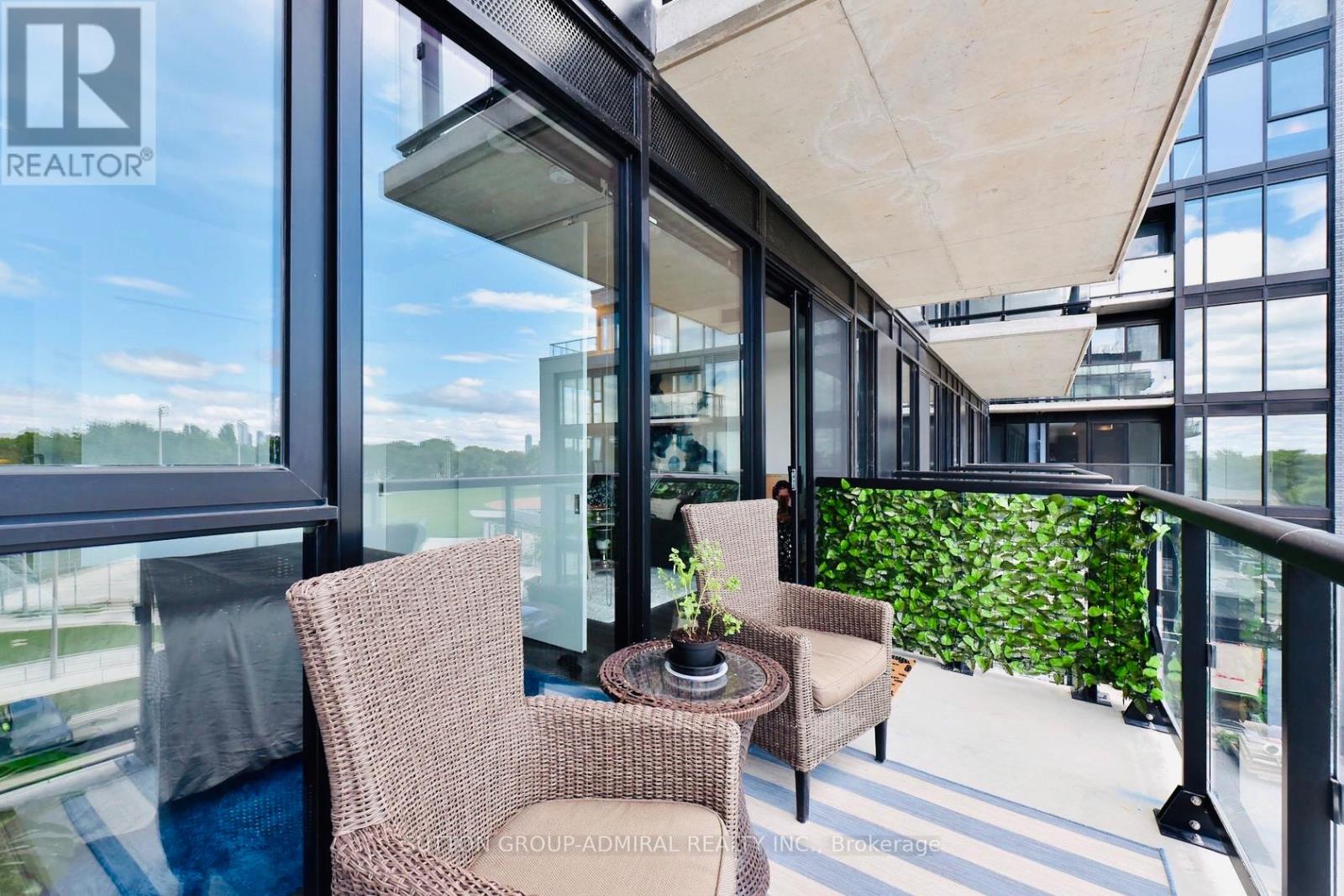 404 - 7 Smith Crescent, Toronto, Ontario  M8Z 0G3 - Photo 25 - W12630638