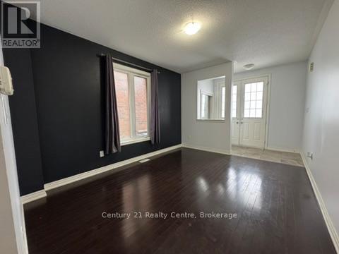 355 Royal Drive W, Brampton, Ontario  L6X 5J6 - Photo 8 - W12630644