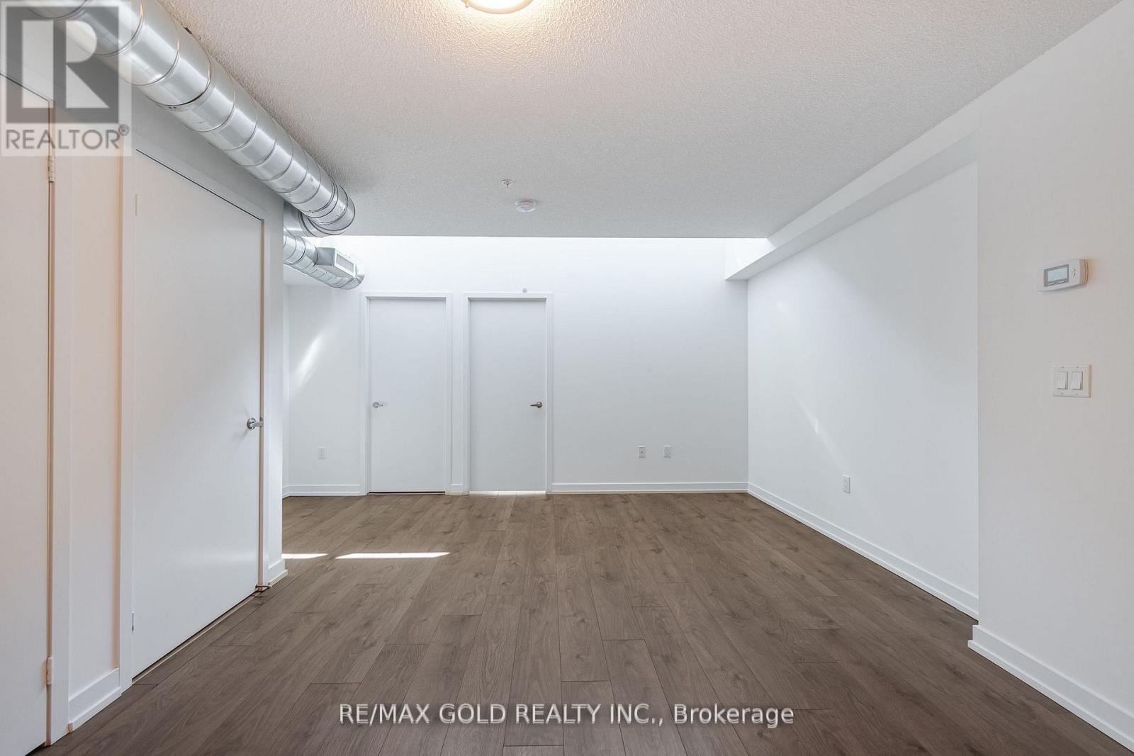 325 - 1410 Dupont Street, Toronto, Ontario  M6H 0B6 - Photo 8 - W12630664