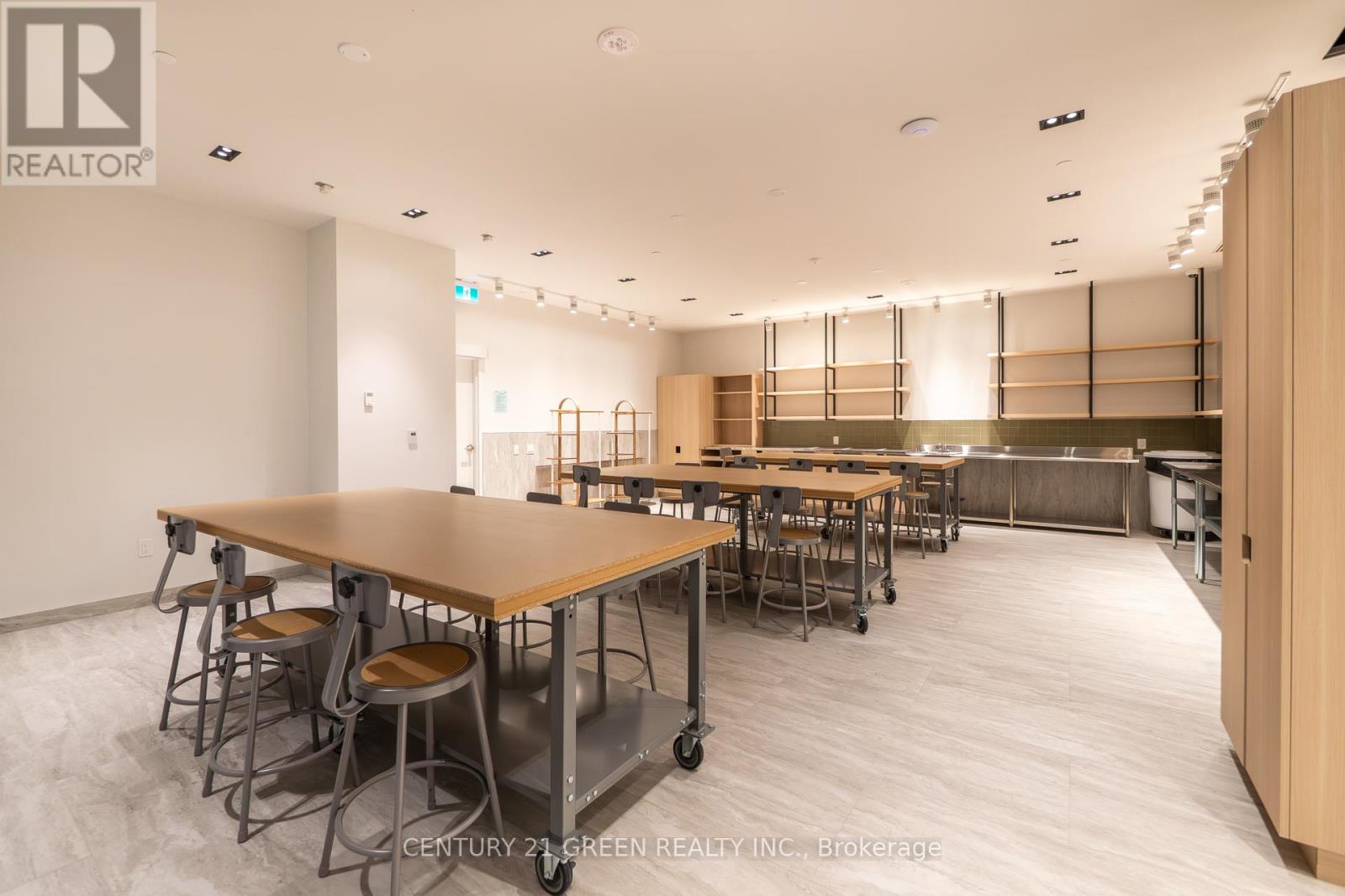 1514 - 2485 Eglinton Avenue W, Mississauga, Ontario  L5M 2T1 - Photo 10 - W12630674