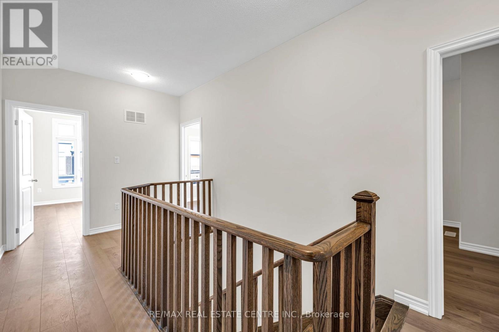 11 Donald Ficht Crescent, Brampton, Ontario  L7A 5H8 - Photo 21 - W12630686