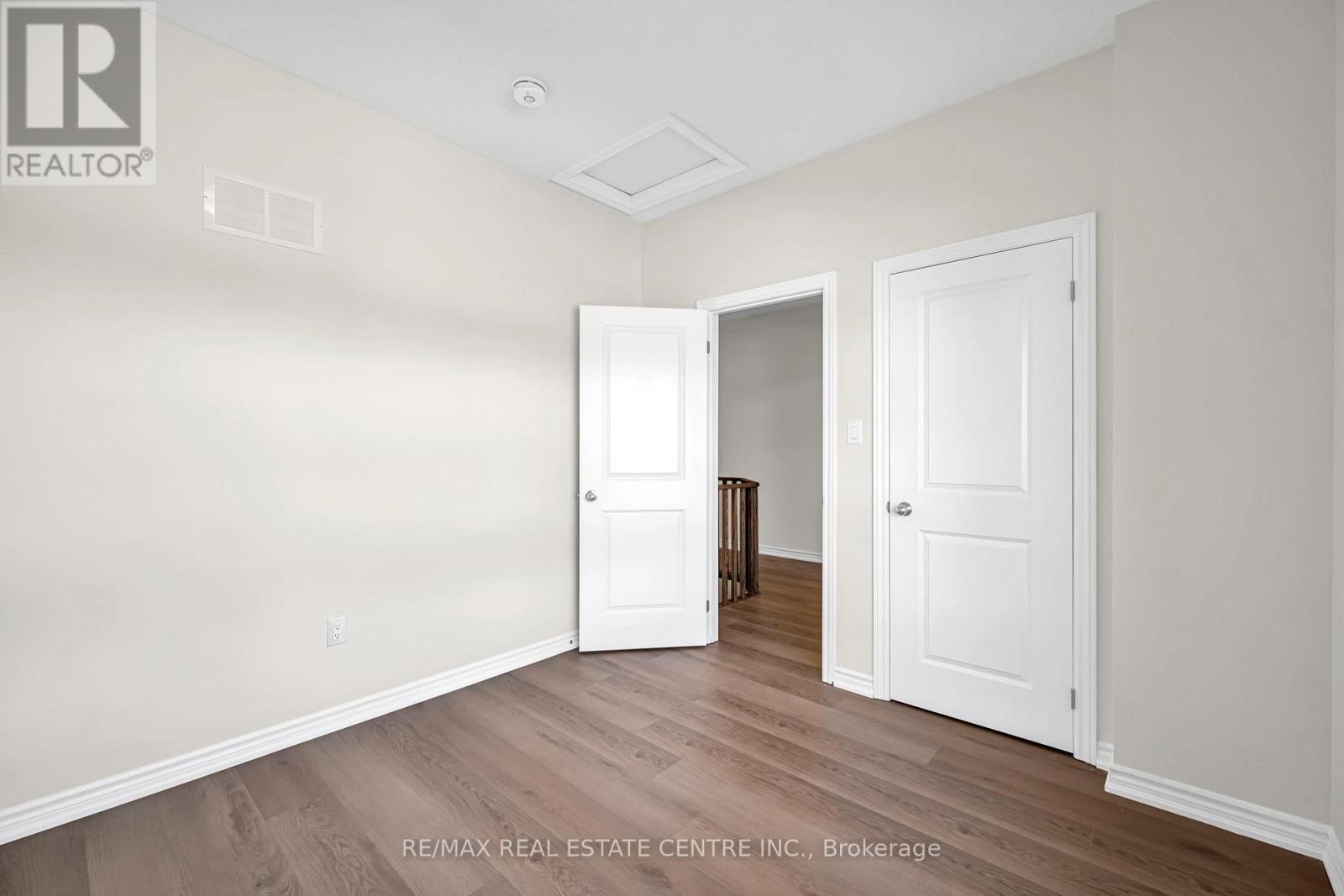 11 Donald Ficht Crescent, Brampton, Ontario  L7A 5H8 - Photo 25 - W12630686