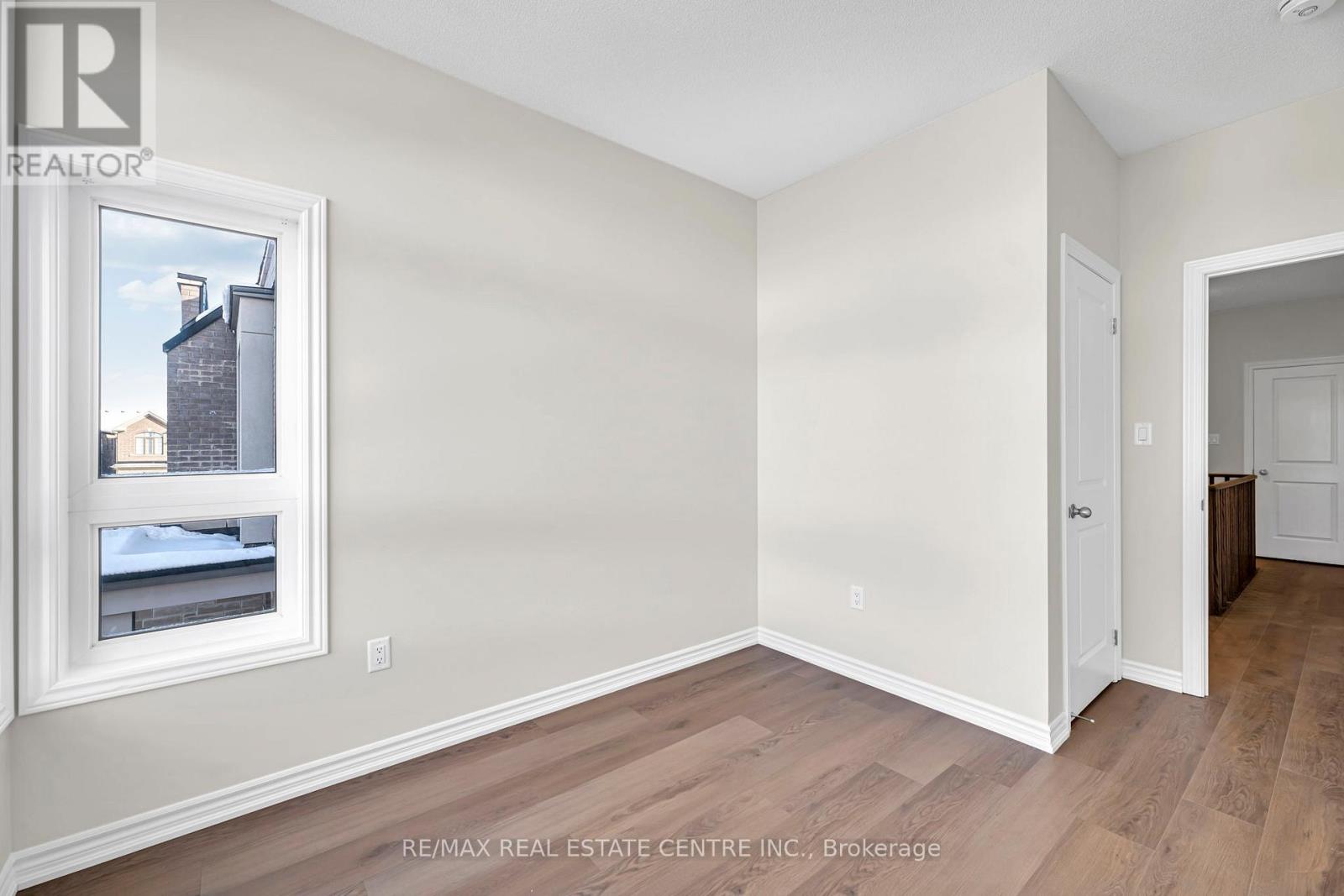 11 Donald Ficht Crescent, Brampton, Ontario  L7A 5H8 - Photo 27 - W12630686