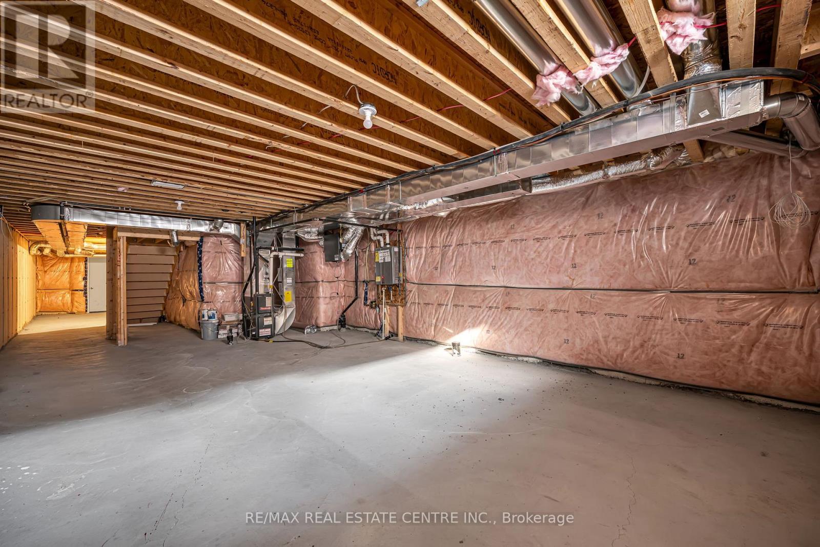 11 Donald Ficht Crescent, Brampton, Ontario  L7A 5H8 - Photo 46 - W12630686