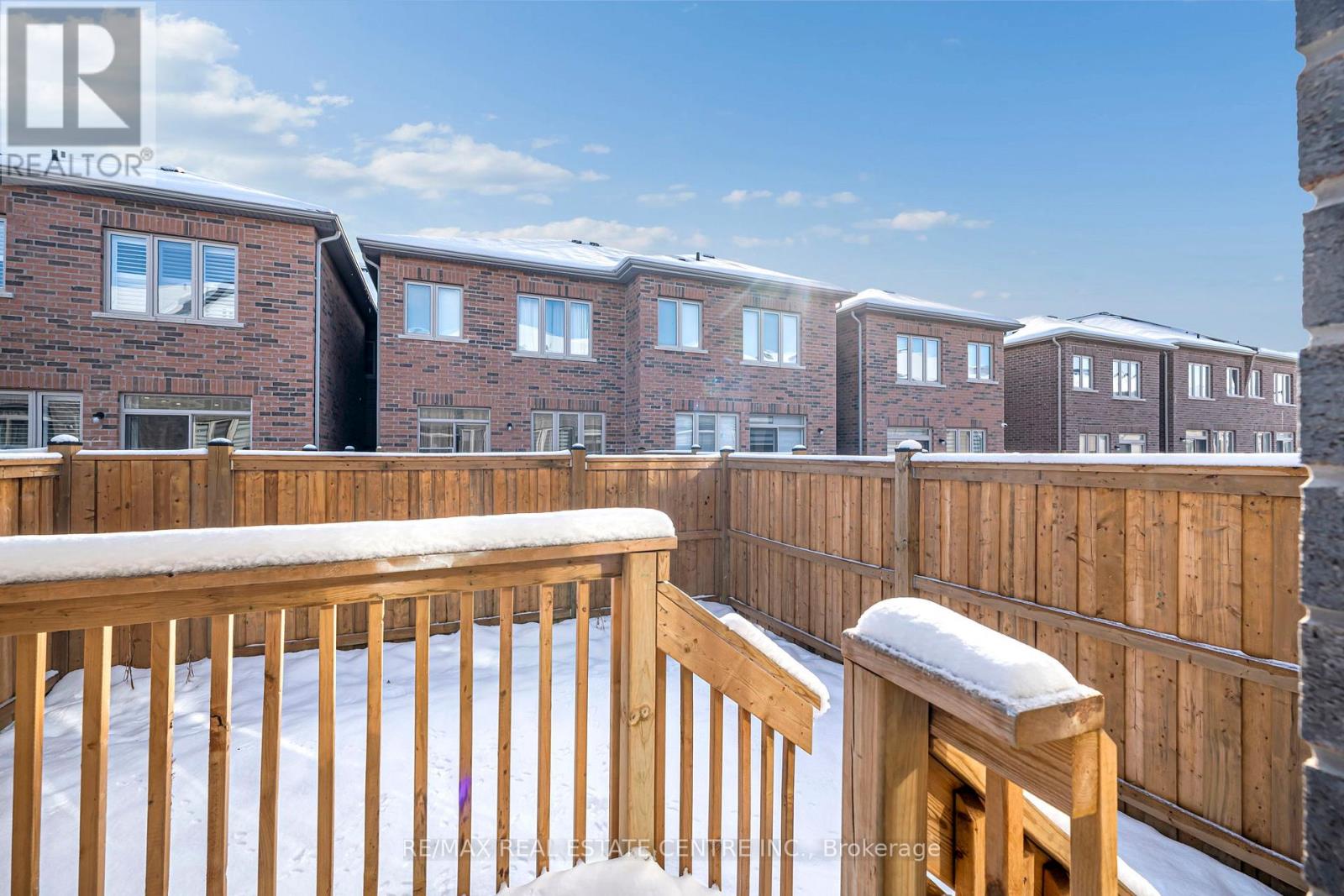 11 Donald Ficht Crescent, Brampton, Ontario  L7A 5H8 - Photo 47 - W12630686