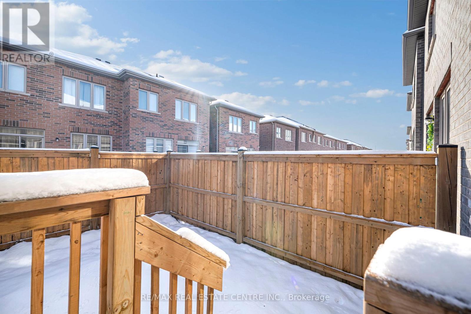11 Donald Ficht Crescent, Brampton, Ontario  L7A 5H8 - Photo 48 - W12630686