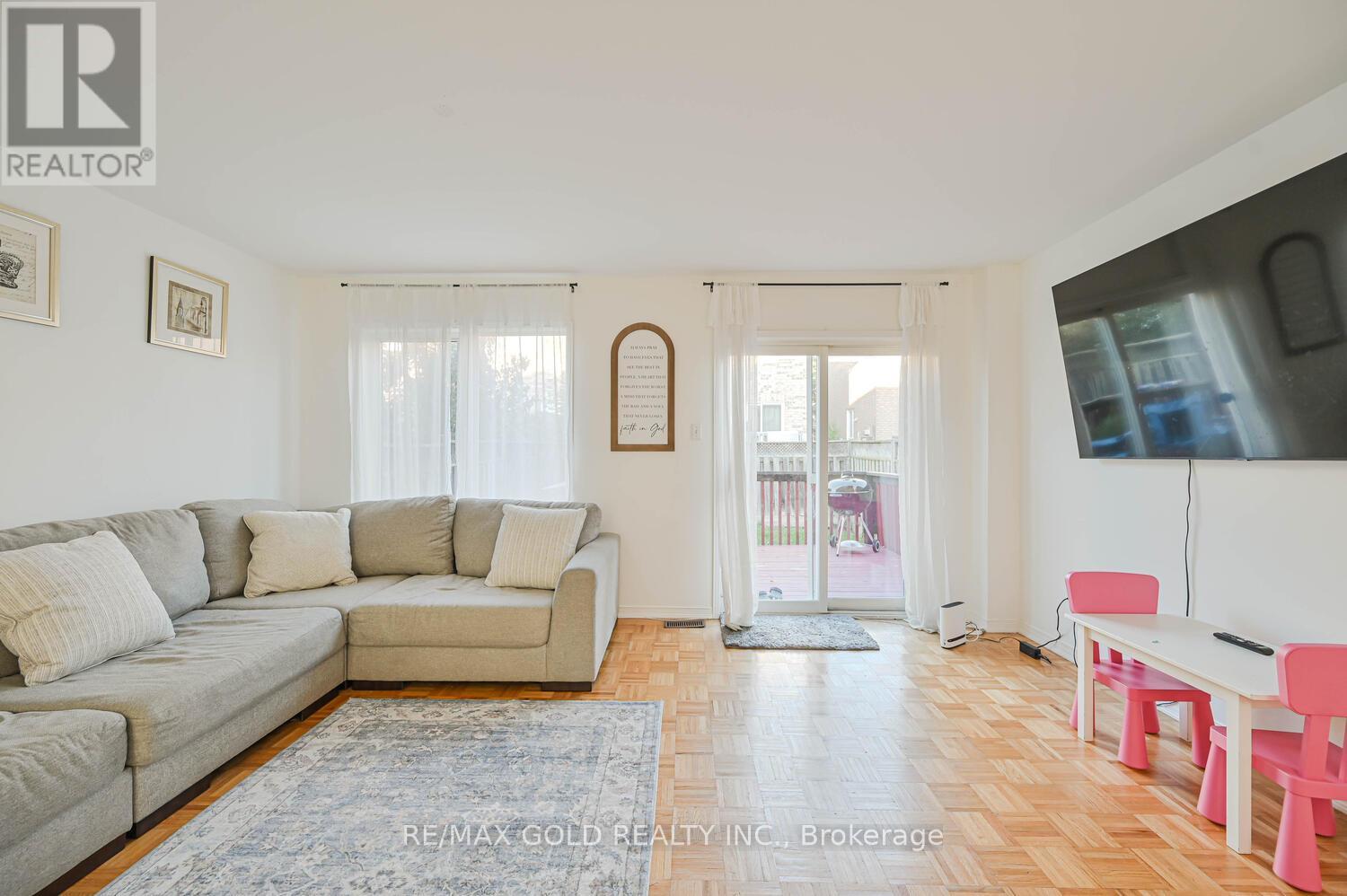 34 Earth Star Trail, Brampton, Ontario  L6R 2P3 - Photo 16 - W12630746