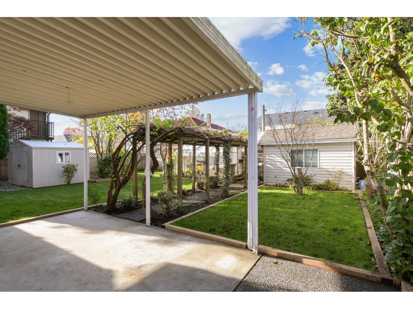 9469 154 Street, Surrey, British Columbia  V3R 9E2 - Photo 30 - R3067884