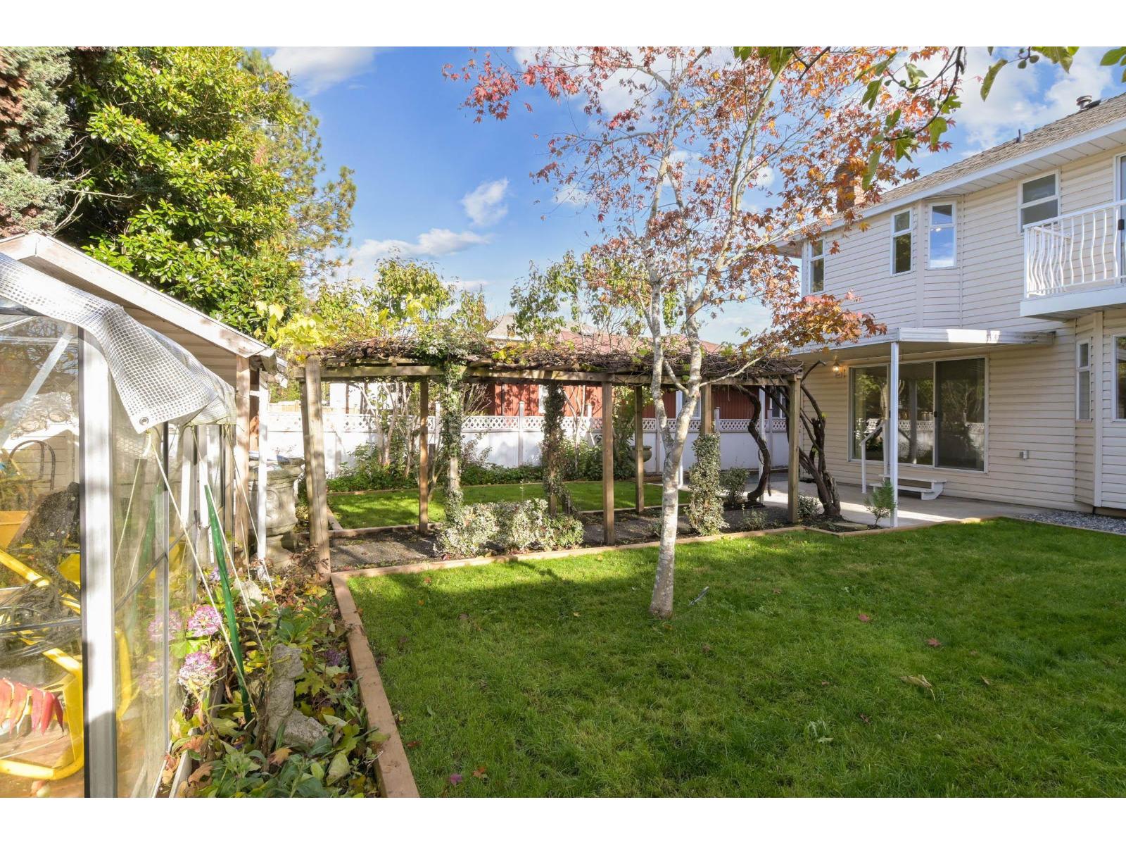 9469 154 Street, Surrey, British Columbia  V3R 9E2 - Photo 32 - R3067884