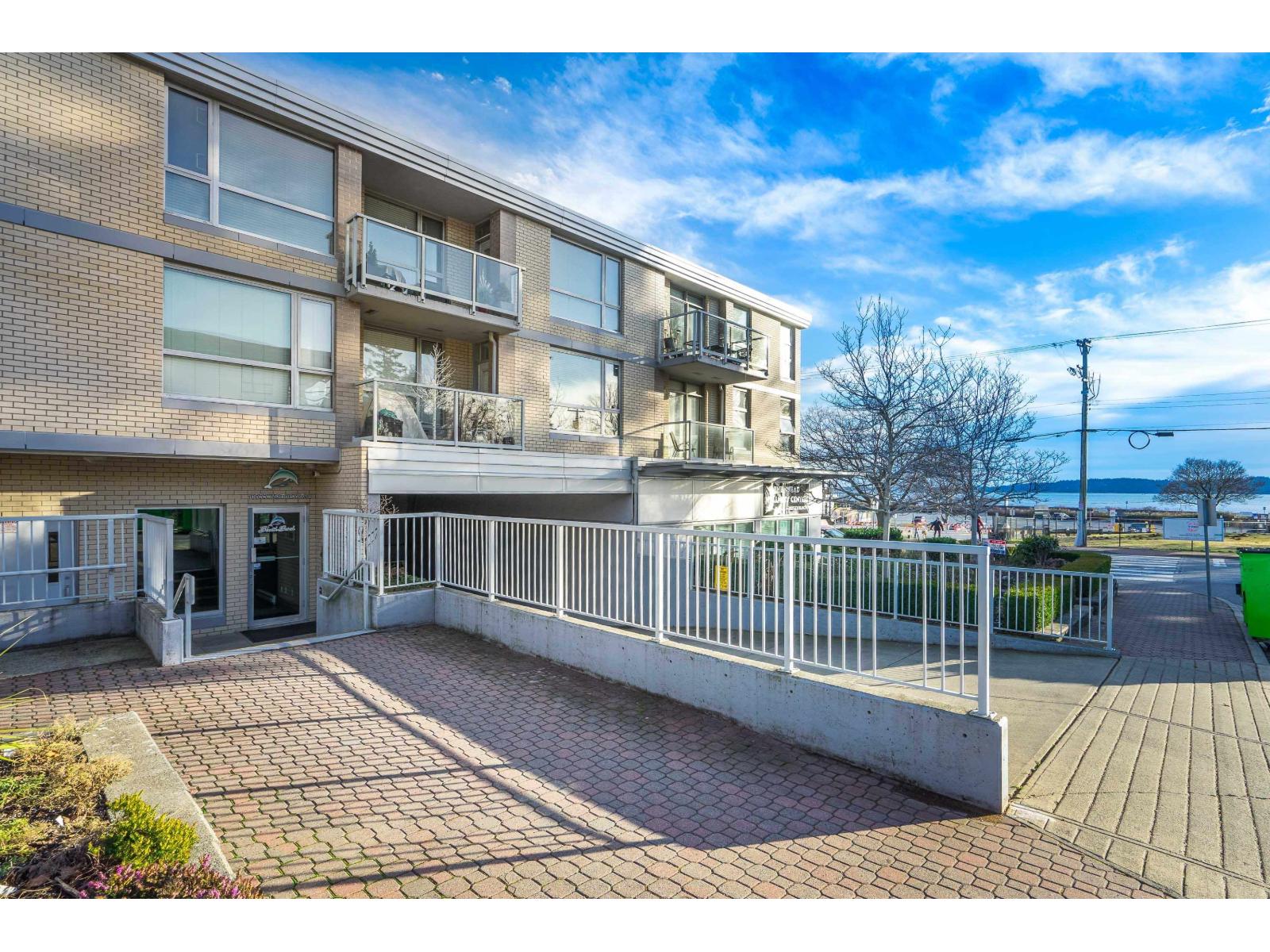 204 15777 Marine Drive, Surrey, British Columbia V4B 1E5 - Photo 21 - R3073365