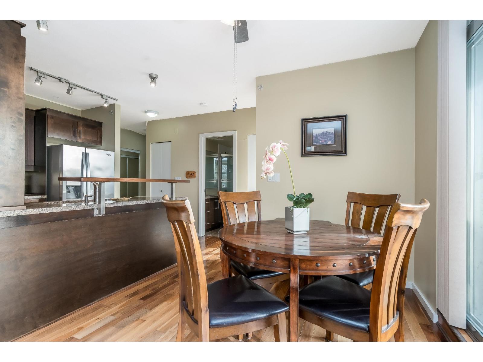 204 15777 Marine Drive, Surrey, British Columbia V4B 1E5 - Photo 14 - R3073365