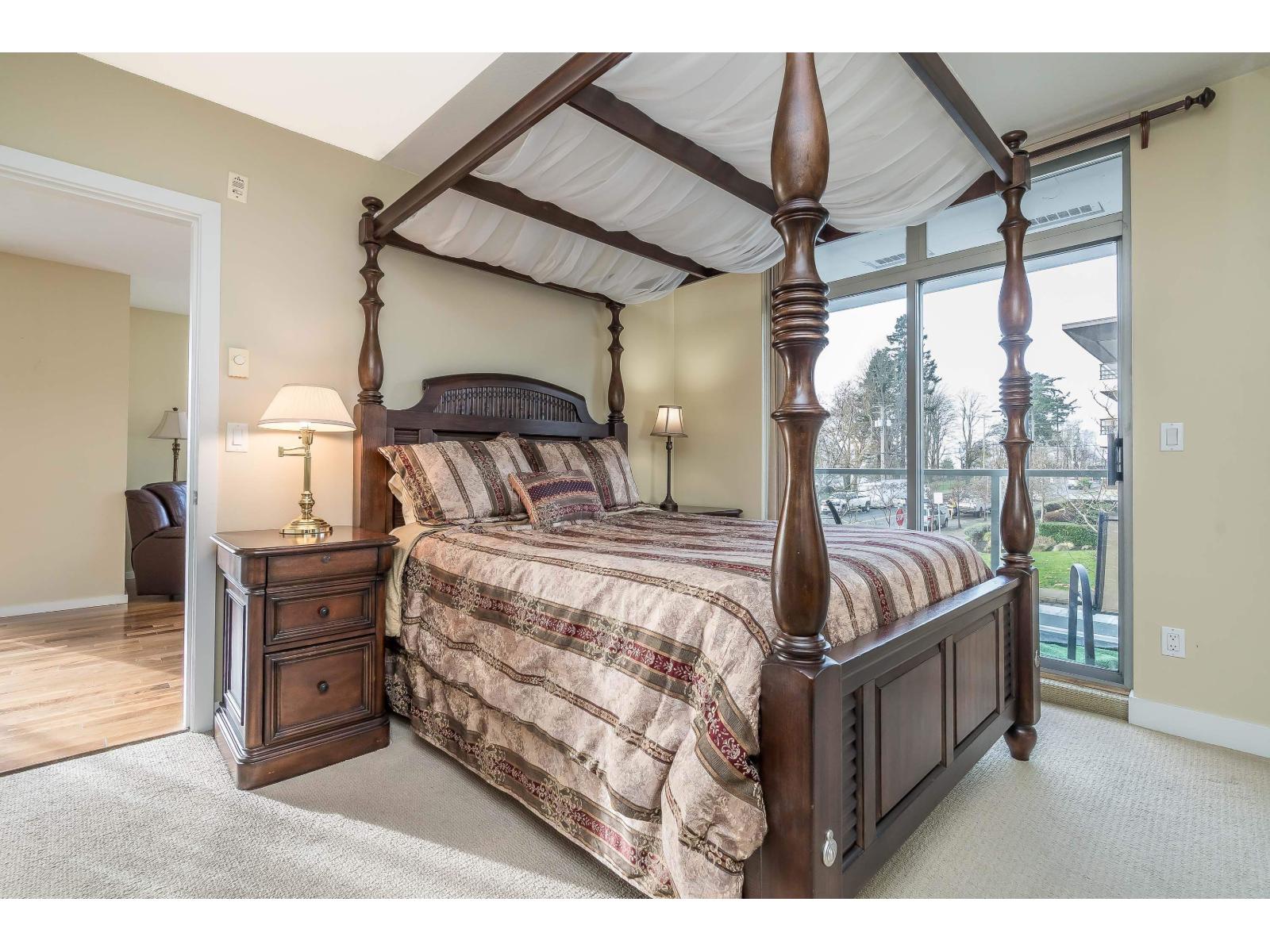 204 15777 Marine Drive, Surrey, British Columbia V4B 1E5 - Photo 6 - R3073365