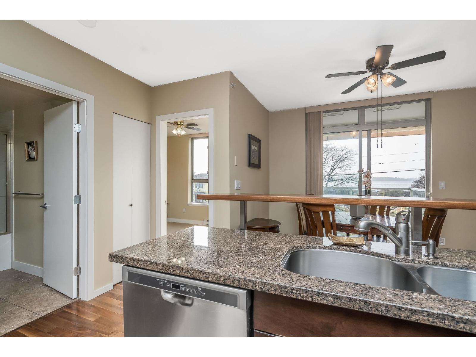 204 15777 Marine Drive, Surrey, British Columbia V4B 1E5 - Photo 16 - R3073365