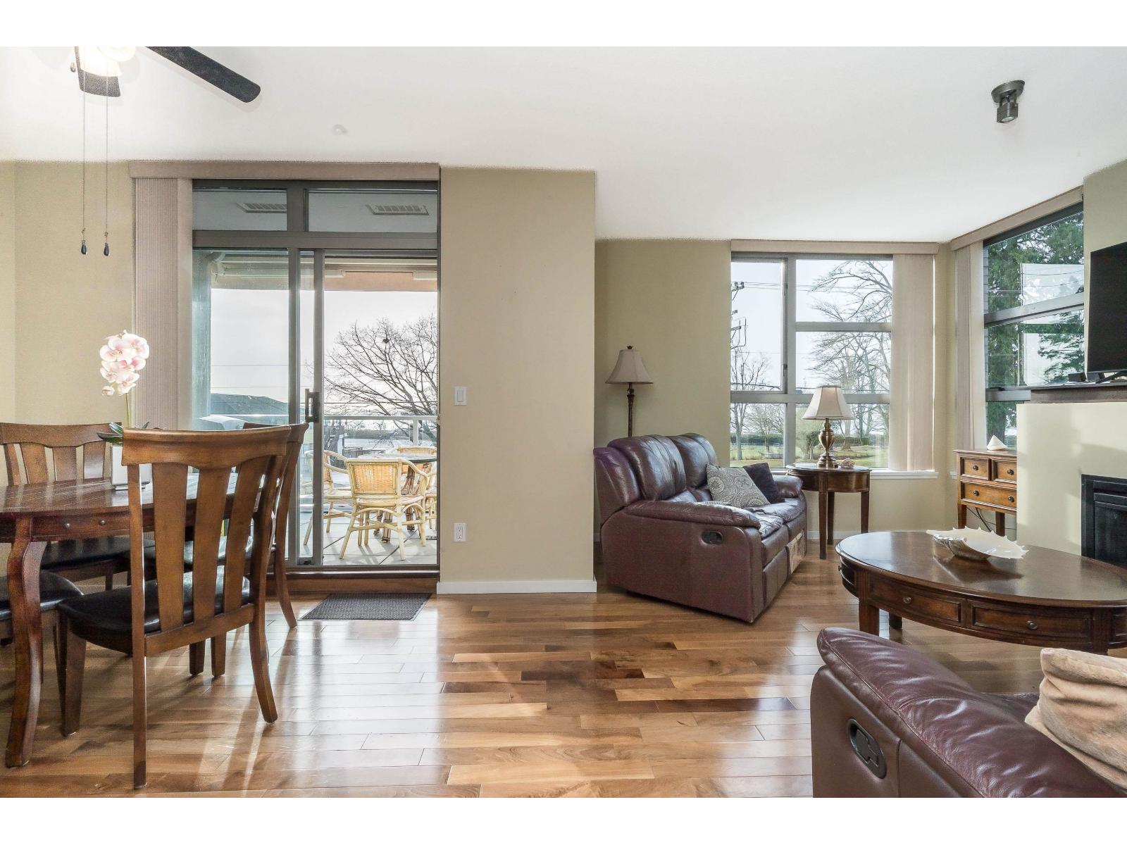 204 15777 Marine Drive, Surrey, British Columbia V4B 1E5 - Photo 15 - R3073365