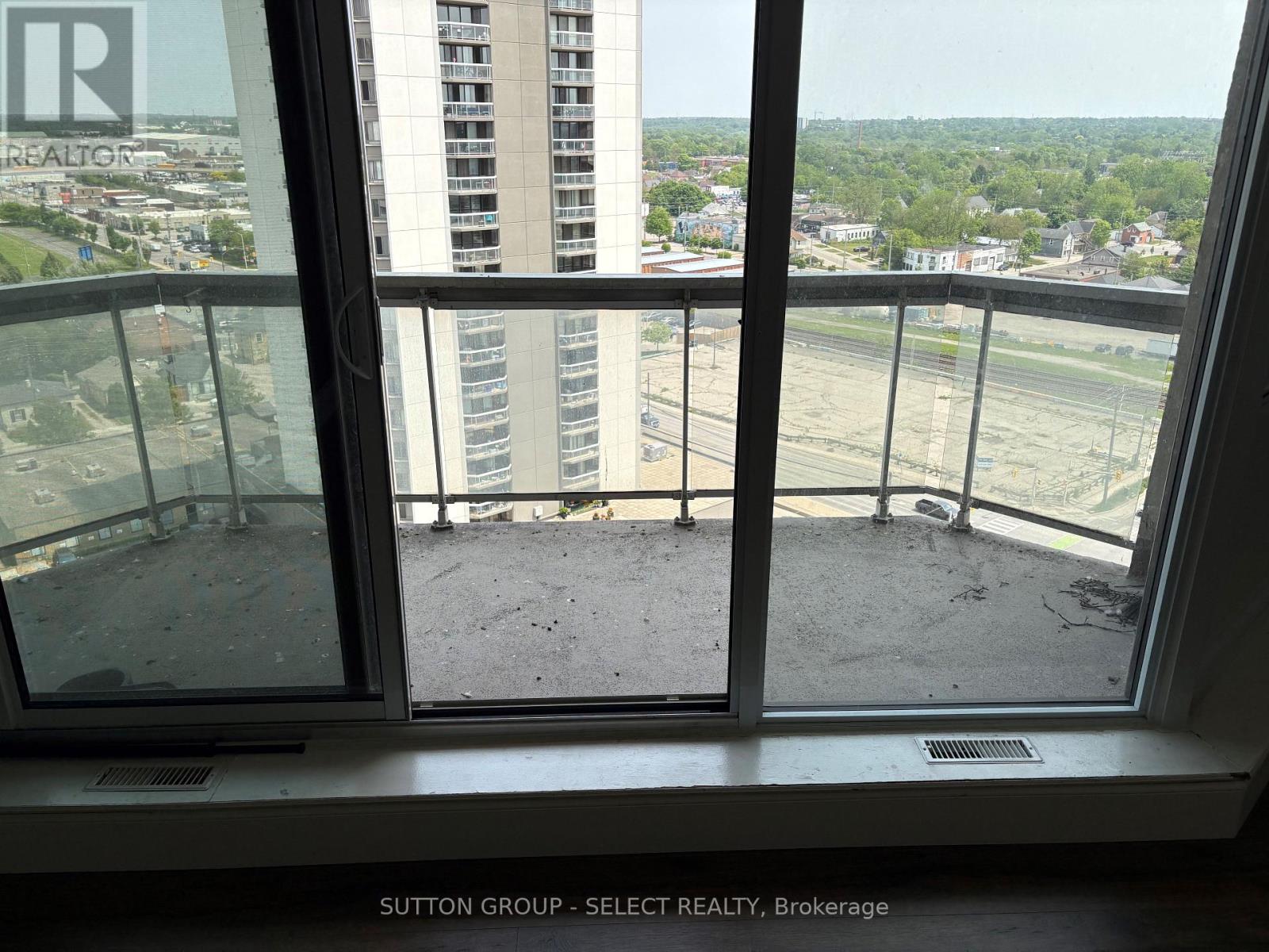 1703 - 363 Colborne Street, London East, Ontario  N6B 3N3 - Photo 11 - X12630800