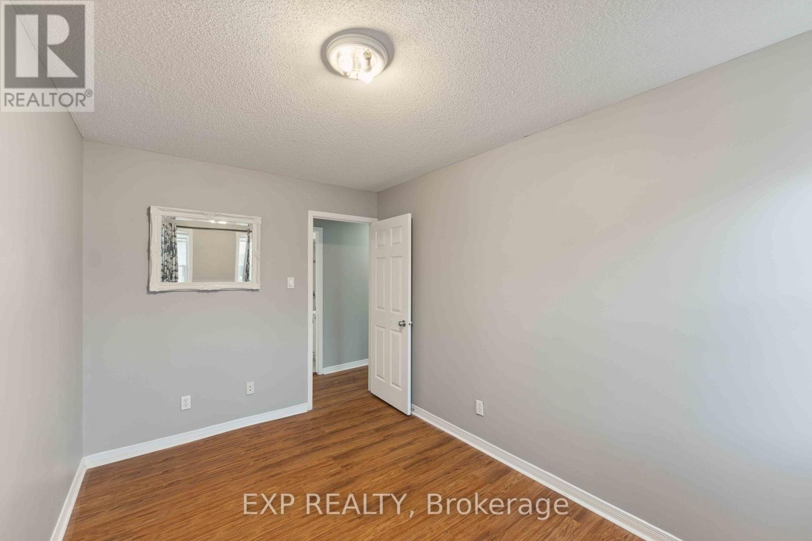 230 Monterey Drive, Ottawa, Ontario  K2H 7A8 - Photo 25 - X12630806