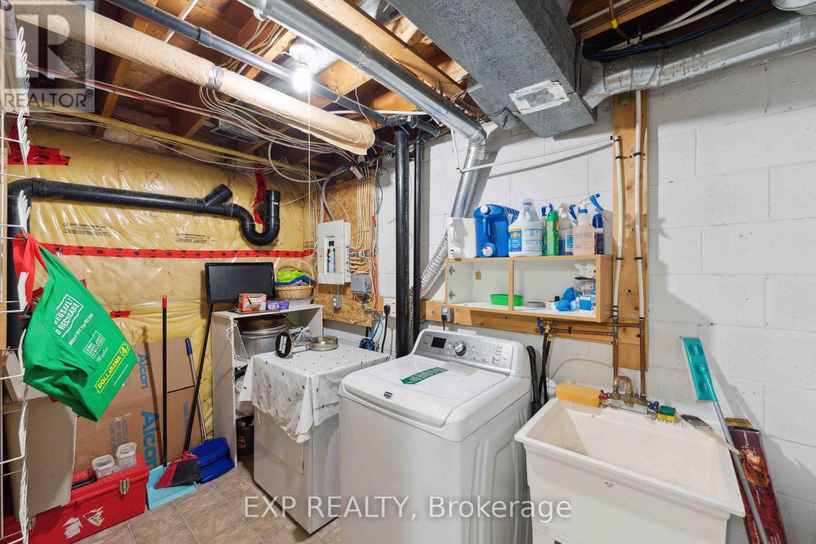 230 Monterey Drive, Ottawa, Ontario  K2H 7A8 - Photo 31 - X12630806