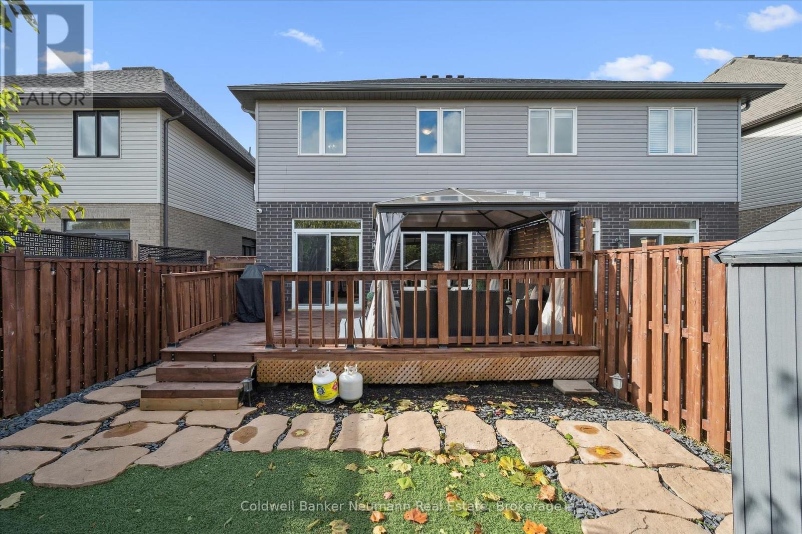 84 Cutting Drive, Centre Wellington, Ontario  N0B 1S0 - Photo 44 - X12561740